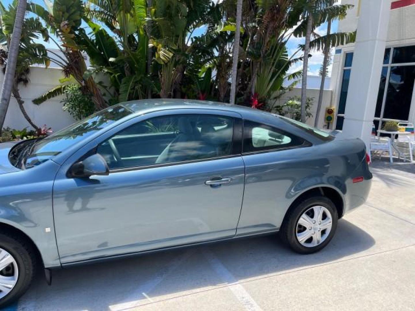 2007 Blue Granite Metallic /Gray Chevrolet Cobalt 1 FL LT LOW MILES 37,042 (1G1AL15F977) with an Ecotec 2.2L DOHC 16-Valve 4-Cyl SFI Engine engine, Automatic transmission, located at 4701 North Dixie Hwy, Pompano Beach, FL, 33064, (954) 422-2889, 26.240938, -80.123474 - OUR WEBPAGE FLORIDACARS1.COM HAS OVER 100 PHOTOS AND FREE CARFAX LINK 2007 CHEVROLET COBALT LT ROAD READY 2.2L 4 CYL VIN: 1G1AL15F977415522 NO ACCIDENTS NO RECALLS COUPE 17 SERVICE RECORDS 2.2L I4 F DOHC 1 OWNER FLORIDA GASOLINE LOW MILES 37,042 FRONT WHEEL DRIVE 34 MPG Anti-Theft System FWD Front B - Photo#65