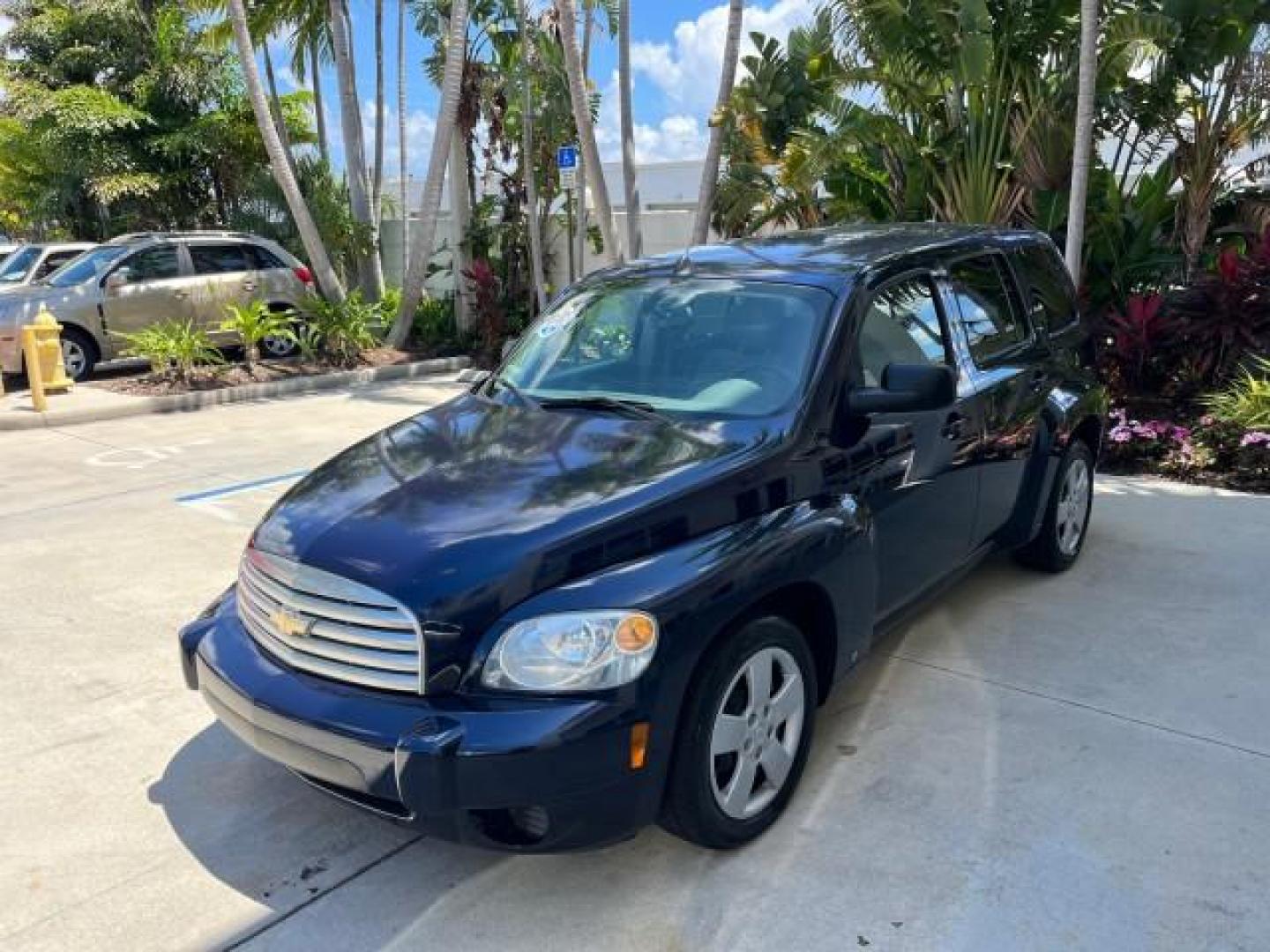 2008 Blue Flash Metallic /Gray Chevrolet HHR 1 FL LS LOW MILES 12,180 (3GNCA13D48S) with an Ecotec 2.2L DOHC 16-Valve 4-Cyl SFI Engine engine, Automatic transmission, located at 4701 North Dixie Hwy, Pompano Beach, FL, 33064, (954) 422-2889, 26.240938, -80.123474 - 2008 CHEVROLET HHR LS ROAD READY 2.2L I4 VIN: 3GNCA13D48S678082 NO ACCIDENTS 30 MPG 4 DOOR WAGON/SPORT UTILITY NO RECALLS 2.2L I4 F DOHC 1 OWNER FLORIDA GASOLINE SUPER LOW MILES 12,180 FRONT WHEEL DRIVE 10 SERVICE RECORDS Anti-Theft System Auto-dimming Rearview Mirror Connected Car Cruise Control FW - Photo#3