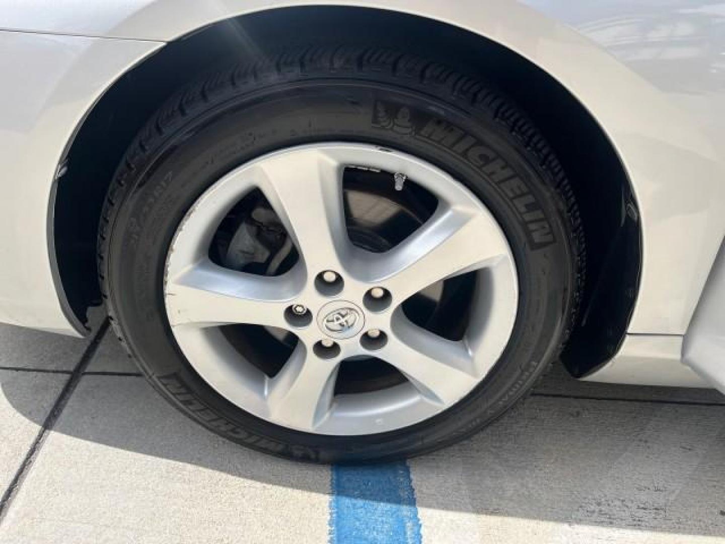 2008 Classic Silver Metallic /Dark Gray Toyota Camry Solara 1 FL SLE LOW MILES 49,029 (4T1FA38P38U) with an 3.3L DOHC SMPI VVT-i 24-Valve V6 Engine engine, Automatic transmission, located at 4701 North Dixie Hwy, Pompano Beach, FL, 33064, (954) 422-2889, 26.240938, -80.123474 - OUR WEBPAGE FLORIDACARS1.COM HAS OVER 100 PHOTOS AND FREE CARFAX LINK 2008 TOYOTA CAMRY SOLARA SLE V6 ROAD READY 3.3L V6 VIN: 4T1FA38P38U158052 NO RECALLS 29 MPG CONVERTIBLE 1 OWNER FLORIDA 3.3L V6 F DOHC 24V SLE POWER CONVERTIBLE TOP GASOLINE BLUETOOTH POWER LEATHER SEATS FRONT WHEEL DRIVE 18 SERVI - Photo#19