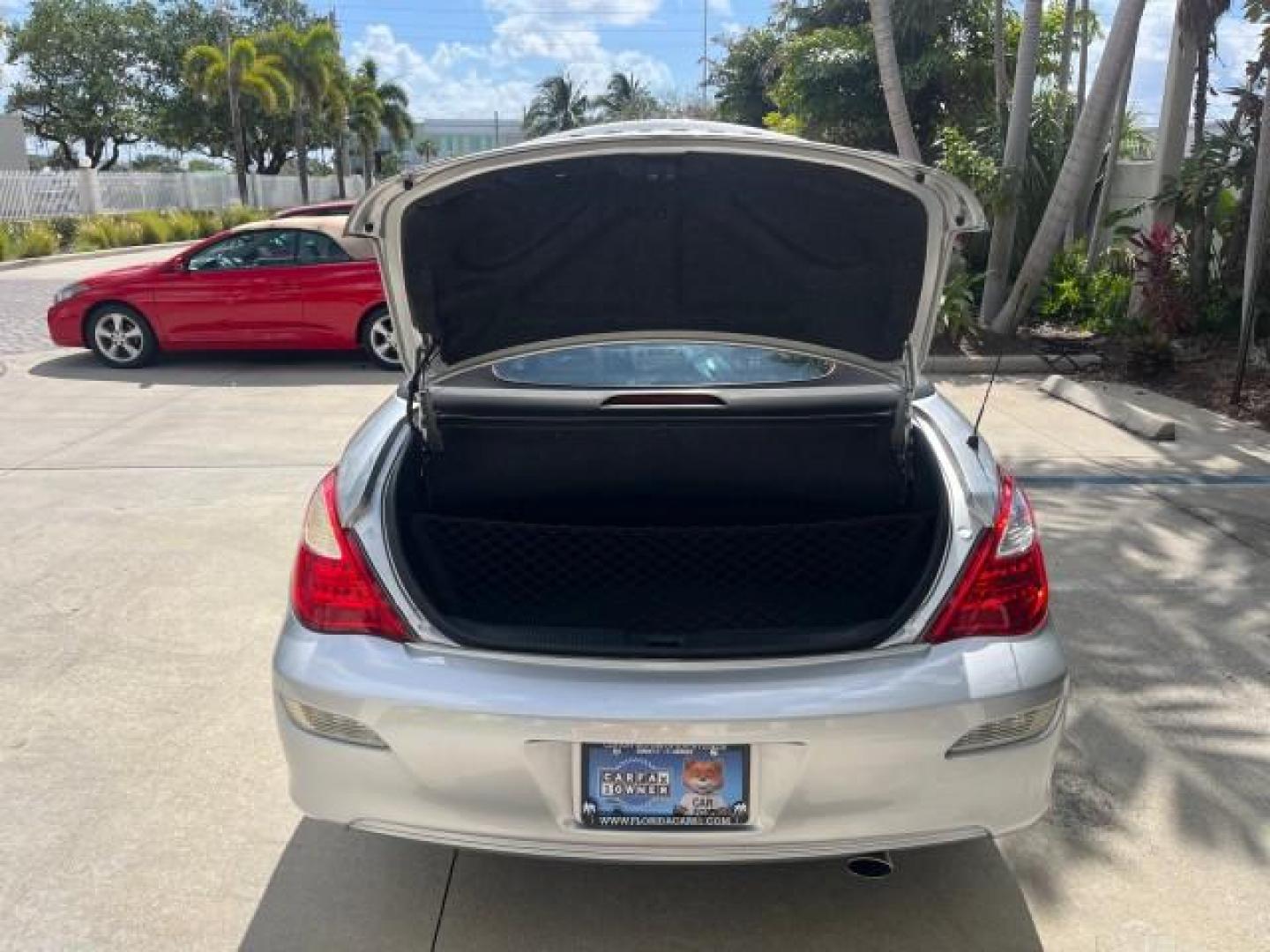 2008 Classic Silver Metallic /Dark Gray Toyota Camry Solara 1 FL SLE LOW MILES 49,029 (4T1FA38P38U) with an 3.3L DOHC SMPI VVT-i 24-Valve V6 Engine engine, Automatic transmission, located at 4701 North Dixie Hwy, Pompano Beach, FL, 33064, (954) 422-2889, 26.240938, -80.123474 - OUR WEBPAGE FLORIDACARS1.COM HAS OVER 100 PHOTOS AND FREE CARFAX LINK 2008 TOYOTA CAMRY SOLARA SLE V6 ROAD READY 3.3L V6 VIN: 4T1FA38P38U158052 NO RECALLS 29 MPG CONVERTIBLE 1 OWNER FLORIDA 3.3L V6 F DOHC 24V SLE POWER CONVERTIBLE TOP GASOLINE BLUETOOTH POWER LEATHER SEATS FRONT WHEEL DRIVE 18 SERVI - Photo#52