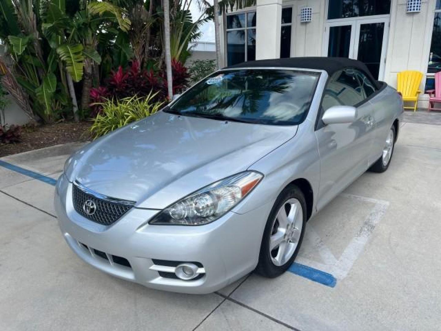 2008 Classic Silver Metallic /Dark Gray Toyota Camry Solara 1 FL SLE LOW MILES 49,029 (4T1FA38P38U) with an 3.3L DOHC SMPI VVT-i 24-Valve V6 Engine engine, Automatic transmission, located at 4701 North Dixie Hwy, Pompano Beach, FL, 33064, (954) 422-2889, 26.240938, -80.123474 - OUR WEBPAGE FLORIDACARS1.COM HAS OVER 100 PHOTOS AND FREE CARFAX LINK 2008 TOYOTA CAMRY SOLARA SLE V6 ROAD READY 3.3L V6 VIN: 4T1FA38P38U158052 NO RECALLS 29 MPG CONVERTIBLE 1 OWNER FLORIDA 3.3L V6 F DOHC 24V SLE POWER CONVERTIBLE TOP GASOLINE BLUETOOTH POWER LEATHER SEATS FRONT WHEEL DRIVE 18 SERVI - Photo#64