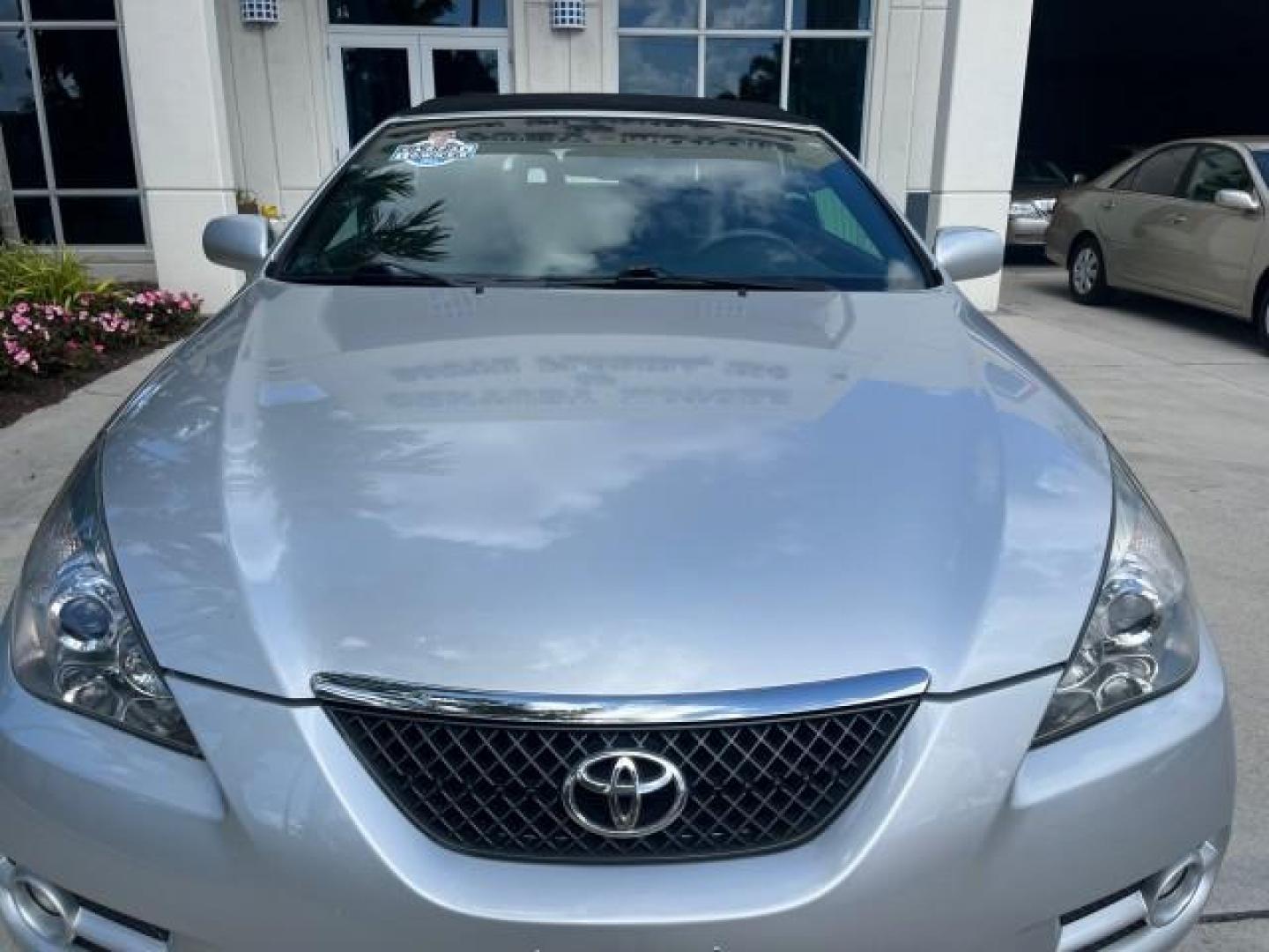 2008 Classic Silver Metallic /Dark Gray Toyota Camry Solara 1 FL SLE LOW MILES 49,029 (4T1FA38P38U) with an 3.3L DOHC SMPI VVT-i 24-Valve V6 Engine engine, Automatic transmission, located at 4701 North Dixie Hwy, Pompano Beach, FL, 33064, (954) 422-2889, 26.240938, -80.123474 - OUR WEBPAGE FLORIDACARS1.COM HAS OVER 100 PHOTOS AND FREE CARFAX LINK 2008 TOYOTA CAMRY SOLARA SLE V6 ROAD READY 3.3L V6 VIN: 4T1FA38P38U158052 NO RECALLS 29 MPG CONVERTIBLE 1 OWNER FLORIDA 3.3L V6 F DOHC 24V SLE POWER CONVERTIBLE TOP GASOLINE BLUETOOTH POWER LEATHER SEATS FRONT WHEEL DRIVE 18 SERVI - Photo#67