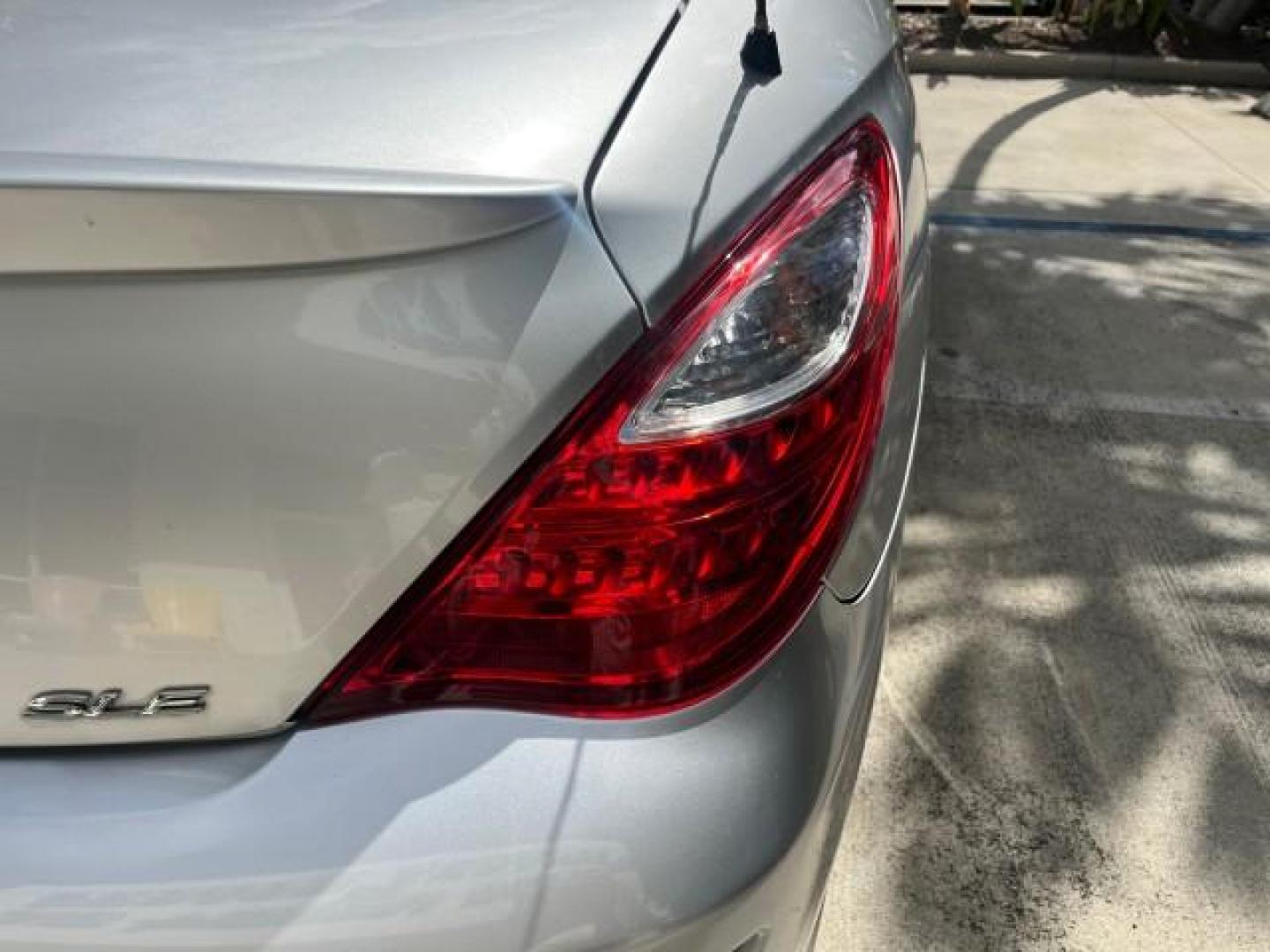 2008 Classic Silver Metallic /Dark Gray Toyota Camry Solara 1 FL SLE LOW MILES 49,029 (4T1FA38P38U) with an 3.3L DOHC SMPI VVT-i 24-Valve V6 Engine engine, Automatic transmission, located at 4701 North Dixie Hwy, Pompano Beach, FL, 33064, (954) 422-2889, 26.240938, -80.123474 - OUR WEBPAGE FLORIDACARS1.COM HAS OVER 100 PHOTOS AND FREE CARFAX LINK 2008 TOYOTA CAMRY SOLARA SLE V6 ROAD READY 3.3L V6 VIN: 4T1FA38P38U158052 NO RECALLS 29 MPG CONVERTIBLE 1 OWNER FLORIDA 3.3L V6 F DOHC 24V SLE POWER CONVERTIBLE TOP GASOLINE BLUETOOTH POWER LEATHER SEATS FRONT WHEEL DRIVE 18 SERVI - Photo#85