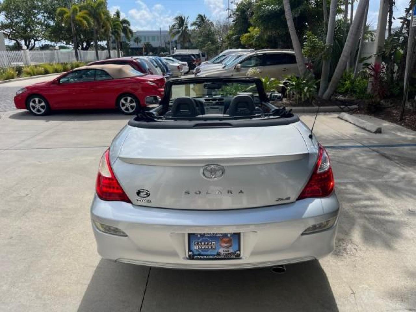 2008 Classic Silver Metallic /Dark Gray Toyota Camry Solara 1 FL SLE LOW MILES 49,029 (4T1FA38P38U) with an 3.3L DOHC SMPI VVT-i 24-Valve V6 Engine engine, Automatic transmission, located at 4701 North Dixie Hwy, Pompano Beach, FL, 33064, (954) 422-2889, 26.240938, -80.123474 - OUR WEBPAGE FLORIDACARS1.COM HAS OVER 100 PHOTOS AND FREE CARFAX LINK 2008 TOYOTA CAMRY SOLARA SLE V6 ROAD READY 3.3L V6 VIN: 4T1FA38P38U158052 NO RECALLS 29 MPG CONVERTIBLE 1 OWNER FLORIDA 3.3L V6 F DOHC 24V SLE POWER CONVERTIBLE TOP GASOLINE BLUETOOTH POWER LEATHER SEATS FRONT WHEEL DRIVE 18 SERVI - Photo#98