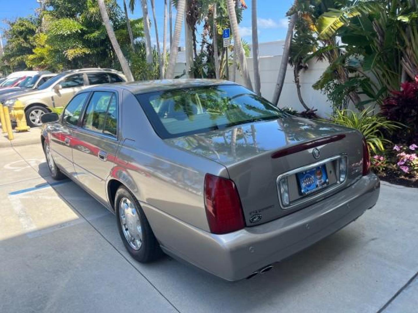 2000 Cashmere /Black Cadillac DeVille LOW MILES 37,074 (1G6KD54Y9YU) with an 4.6L SFI DOHC V8 275hp Northstar Engine engine, Automatic transmission, located at 4701 North Dixie Hwy, Pompano Beach, FL, 33064, (954) 422-2889, 26.240938, -80.123474 - OUR WEBPAGE FLORIDACARS1.COM HAS OVER 100 PHOTOS AND FREE CARFAX LINK 2000 CADILLAC DEVILLE NEW $43,075 ROAD READY VIN: 1G6KD54Y9YU196490 NO RECALLS 1 OWNER SEDAN 4 DR LOW MILES 37,074 4.6L V8 4.6L V8 F DOHC 32V POWER LEATHER SEATS 28 MPG GASOLINE 63 SERVICE RECORDS FRONT WHEEL DRIVE PARK SENSORS DU - Photo#91