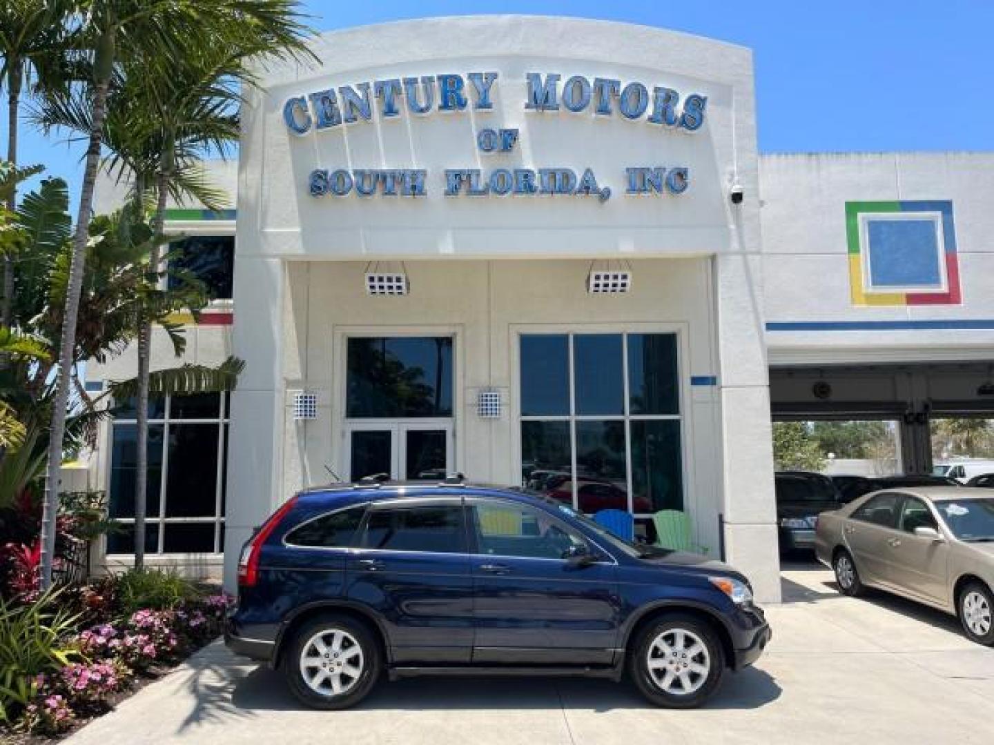 2007 Glacier Blue Metallic /Black Honda CR-V 4WD EX-L LOW MILES 24,967 (JHLRE487X7C) with an 2.4L DOHC MPFI 16-Valve i-VTEC I4 Engine engine, Automatic transmission, located at 4701 North Dixie Hwy, Pompano Beach, FL, 33064, (954) 422-2889, 26.240938, -80.123474 - OUR WEBPAGE FLORIDACARS1.COM HAS OVER 100 PHOTOS AND FREE CARFAX LINK 2007 HONDA CR-V EX-L ROAD READY 2.4L I4 VIN: JHLRE487X7C003730 ALL WHEEL DRIVE 4 DOOR WAGON/SPORT UTILITY SUPER LOW MILES 24,967 2.4L I4 F DOHC 16V 7 SERVICE RECORDS GASOLINE POWER LEATHER SEATS ALL WHEEL DRIVE POWER SUNROOF AWD A - Photo#0