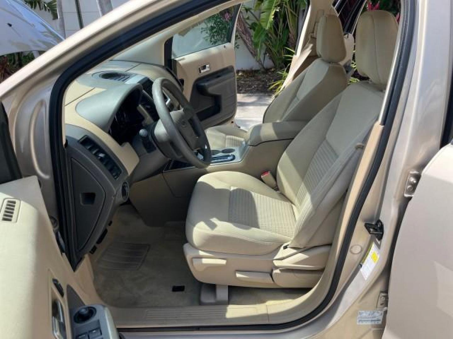 2007 Dune Pearl Metallic /Camel Ford Edge SE LOW MILES 80,423 (2FMDK36C37B) with an 3.5L V6 Duratec Engine engine, Automatic transmission, located at 4701 North Dixie Hwy, Pompano Beach, FL, 33064, (954) 422-2889, 26.240938, -80.123474 - OUR WEBPAGE FLORIDACARS1.COM HAS OVER 100 PHOTOS AND FREE CARFAX LINK 2007 FORD EDGE SE ROAD READY 3.5L V6 VIN: 2FMDK36C37BB66905 FLORIDA OWNER 4 DOOR WAGON/SPORT UTILITY LOW MILES 80,423 3.5L V6 F 15 SERVICE RECORDS GASOLINE VERY CLEAN FRONT WHEEL DRIVE NEW LIKE TIRES Alloy Shift Knob Anti-Theft Sy - Photo#10