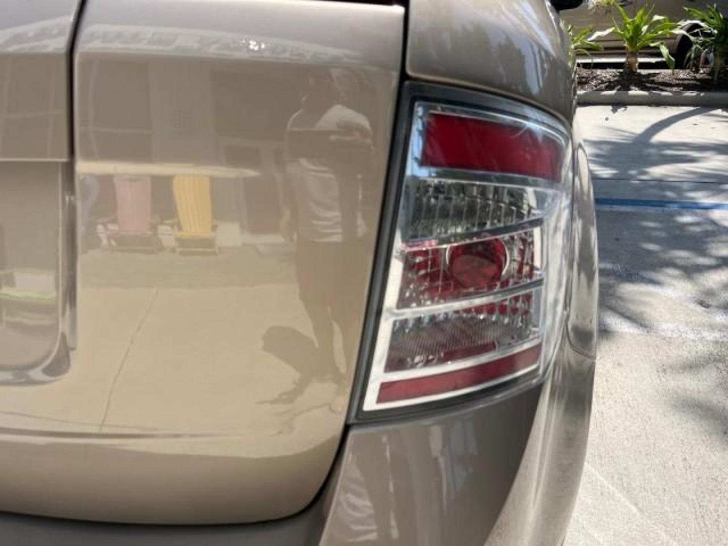 2007 Dune Pearl Metallic /Camel Ford Edge SE LOW MILES 80,423 (2FMDK36C37B) with an 3.5L V6 Duratec Engine engine, Automatic transmission, located at 4701 North Dixie Hwy, Pompano Beach, FL, 33064, (954) 422-2889, 26.240938, -80.123474 - OUR WEBPAGE FLORIDACARS1.COM HAS OVER 100 PHOTOS AND FREE CARFAX LINK 2007 FORD EDGE SE ROAD READY 3.5L V6 VIN: 2FMDK36C37BB66905 FLORIDA OWNER 4 DOOR WAGON/SPORT UTILITY LOW MILES 80,423 3.5L V6 F 15 SERVICE RECORDS GASOLINE VERY CLEAN FRONT WHEEL DRIVE NEW LIKE TIRES Alloy Shift Knob Anti-Theft Sy - Photo#97