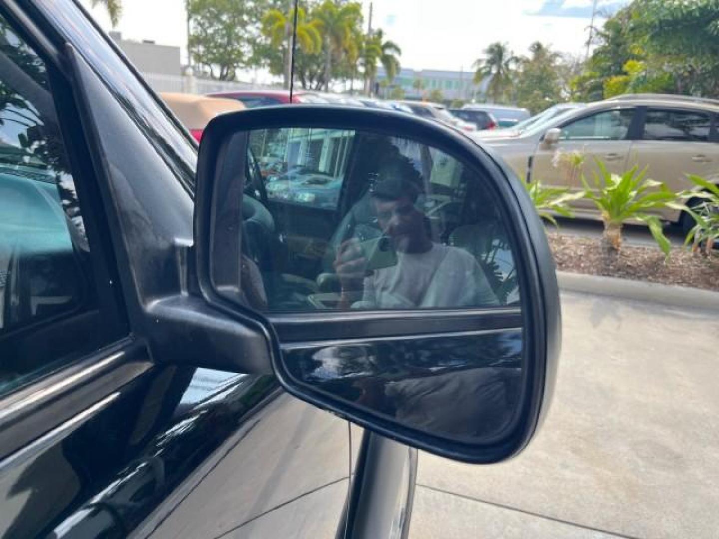 2002 Onyx Black /Gpht/Med Gray Chevrolet Suburban 1 FL LT LOW MILES 99,577 (1GNEC16ZX2J) with an 5.3L Vortec 1000 SFI V8 E-85 Ethanol Flex-Fuel Compatible Engine engine, Automatic transmission, located at 4701 North Dixie Hwy, Pompano Beach, FL, 33064, (954) 422-2889, 26.240938, -80.123474 - 2002 CHEVROLET SUBURBAN 1500 LS ROAD READY 5.3L V8 VIN: 1GNEC16ZX2J252349 NO RECALLS 4 DOOR WAGON/SPORT UTILITY POWER LEATHER SEATS 5.3L V8 F 3 ROW SEATS FLEX FUEL LOADED 1 OWNER FLORIDA REAR WHEEL DRIVE LOW MILES 99,577 POWER SUNROOF Alloy Wheels Anti-Theft System Approach Lights Auto-dimming Rearv - Photo#98