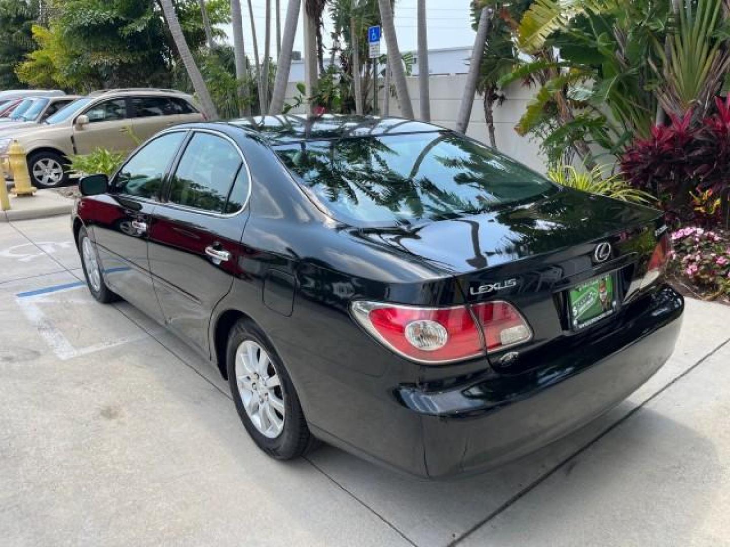 2002 Black Onyx /Black Lexus ES 300 LOW MILES 38,782 (JTHBF30G825) with an 3.0L DOHC EFI 24-Valve V6 Aluminum Engine engine, Automatic transmission, located at 4701 North Dixie Hwy, Pompano Beach, FL, 33064, (954) 422-2889, 26.240938, -80.123474 - 2002 LEXUS ES 300 ROAD READY 3.0L V6 VIN: JTHBF30G825021401 NO RECALLS 29 MPG SEDAN 4 DR FLORIDA OWNER 3.0L V6 F DOHC 24V LOW MILES 38,782 GASOLINE 35 SERVICE RECORDS FRONT WHEEL DRIVE POWER SUNROOF POWER LEATHER SEATS Alloy Wheels Anti-Theft System Approach Lights Auto-dimming Rearview Mirror Autom - Photo#86