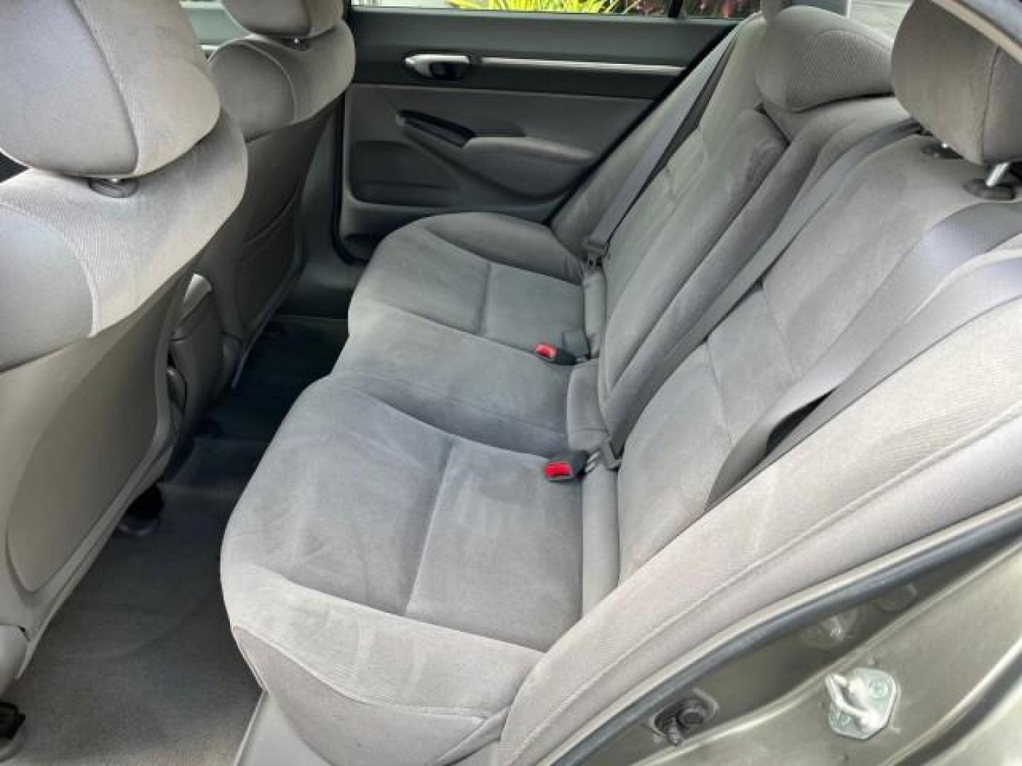 2007 Galaxy Gray Metallic /Gray Honda Civic Sdn EX LOW MILES 52,219 (1HGFA16867L) with an 1.8L SOHC MPFI 16-Valve i-VTEC I4 Engine engine, Automatic transmission, located at 4701 North Dixie Hwy, Pompano Beach, FL, 33064, (954) 422-2889, 26.240938, -80.123474 - OUR WEBPAGE FLORIDACARS1.COM HAS OVER 100 PHOTOS AND FREE CARFAX LINK 2007 HONDA CIVIC EX ROAD READY 1.8L I4 VIN: 1HGFA16867L141952 NO ACCIDENTS NO RECALLS SEDAN 4 DR FLORIDA OWNER 40 MPG 1.8L I4 F SOHC 16V POWER SUNROOF GASOLINE LOW MILES 52,219 FRONT WHEEL DRIVE 20 SERVICE RECORDS Alloy Wheels Ant - Photo#31