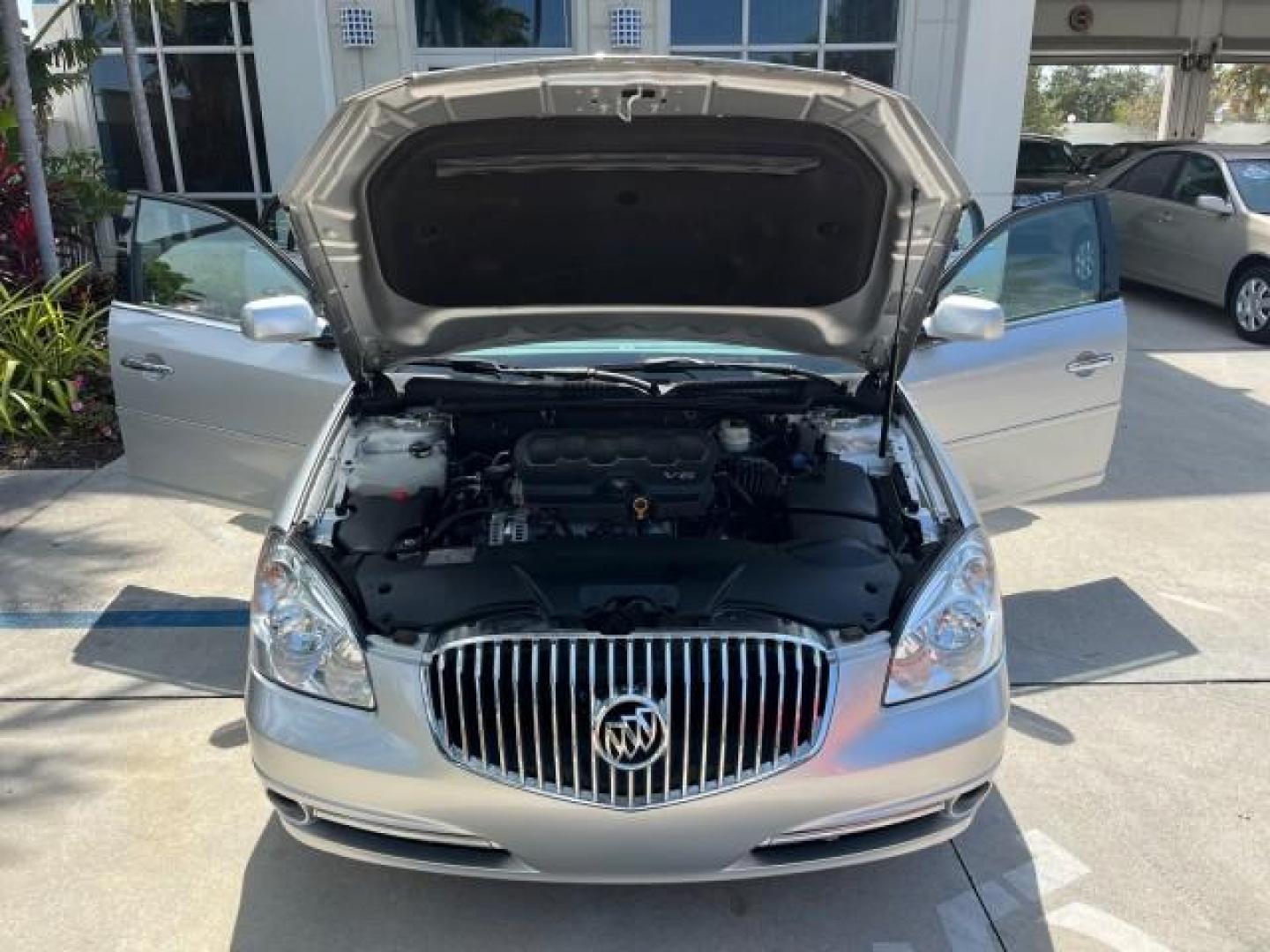 2011 Quicksilver Metallic /Titanium Buick Lucerne 1 OWNER CXL LOW MILES 26,045 (1G4HC5EM0BU) with an 3.9L V6 SFI Flex-Fuel Engine engine, Automatic transmission, located at 4701 North Dixie Hwy, Pompano Beach, FL, 33064, (954) 422-2889, 26.240938, -80.123474 - OUR WEBPAGE FLORIDACARS1.COM HAS OVER 100 PHOTOS AND FREE CARFAX LINK 2011 BUICK LUCERNE CXL ROAD READY 3.9L V6 VIN: 1G4HC5EM0BU136140 NO ACCIDENTS 27 MPG SEDAN 4 DR NO RECALLS 1 OWNER 3.9L V6 F OHV 12V POWER LEATHER SEATS FLEX FUEL BLUETOOTH DUAL AC FRONT WHEEL DRIVE LOW MILES 26,045 19 SERVICE REC - Photo#16