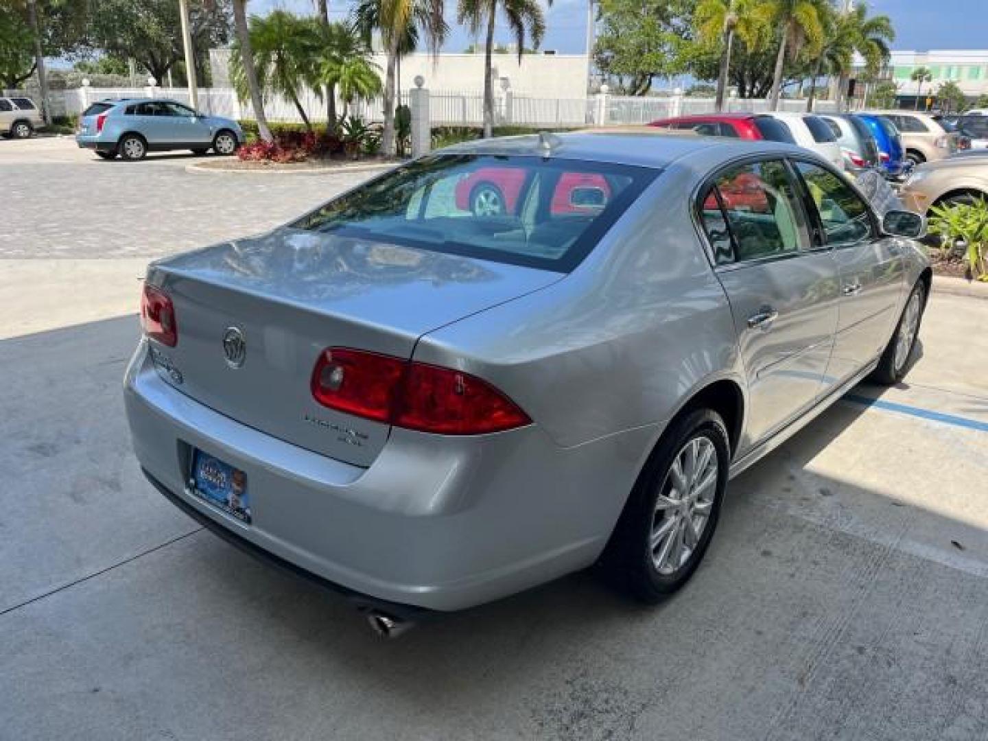 2011 Quicksilver Metallic /Titanium Buick Lucerne 1 OWNER CXL LOW MILES 26,045 (1G4HC5EM0BU) with an 3.9L V6 SFI Flex-Fuel Engine engine, Automatic transmission, located at 4701 North Dixie Hwy, Pompano Beach, FL, 33064, (954) 422-2889, 26.240938, -80.123474 - OUR WEBPAGE FLORIDACARS1.COM HAS OVER 100 PHOTOS AND FREE CARFAX LINK 2011 BUICK LUCERNE CXL ROAD READY 3.9L V6 VIN: 1G4HC5EM0BU136140 NO ACCIDENTS 27 MPG SEDAN 4 DR NO RECALLS 1 OWNER 3.9L V6 F OHV 12V POWER LEATHER SEATS FLEX FUEL BLUETOOTH DUAL AC FRONT WHEEL DRIVE LOW MILES 26,045 19 SERVICE REC - Photo#7