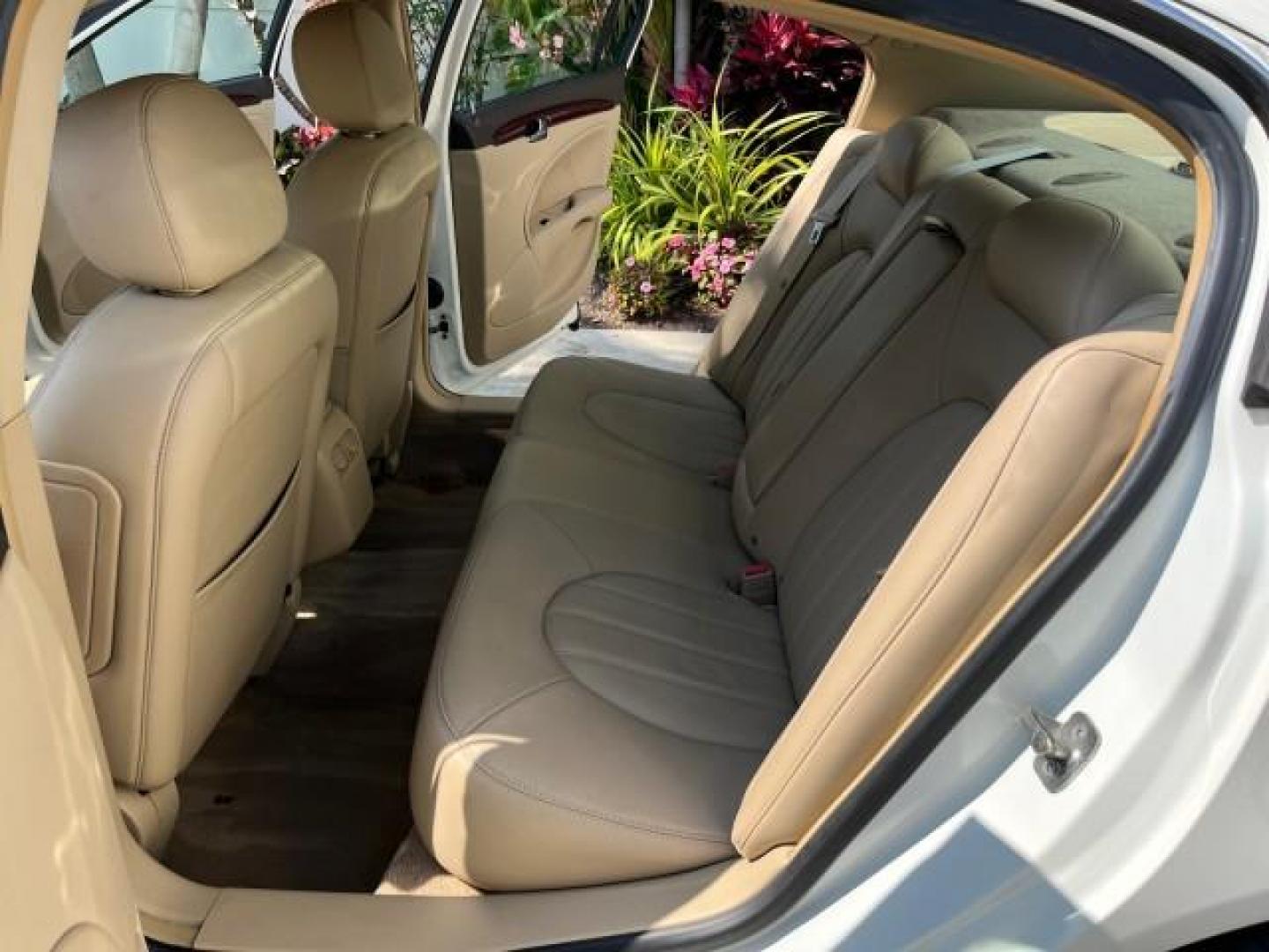 2008 White Opal /Cocoa/Shale Buick Lucerne CXL LOW MILES 54,872 (1G4HD57258U) with an 3.8L V6 SFI Engine engine, Automatic transmission, located at 4701 North Dixie Hwy, Pompano Beach, FL, 33064, (954) 422-2889, 26.240938, -80.123474 - OUR WEBPAGE FLORIDACARS1.COM HAS OVER 100 PHOTOS AND FREE CARFAX LINK 2008 BUICK LUCERNE CXL 3800 V6 ROAD READY 3.8L V6 VIN: 1G4HD57258U190406 LOW MILES 54,872 SEDAN 4 DR NO ACCIDENTS 28 MPG 3.8L V6 F NO RECALLS DUAL AC GASOLINE BACK UP SENSORS FLORIDA OWNER FRONT WHEEL DRIVE 29 SERVICE RECORDS POWE - Photo#14