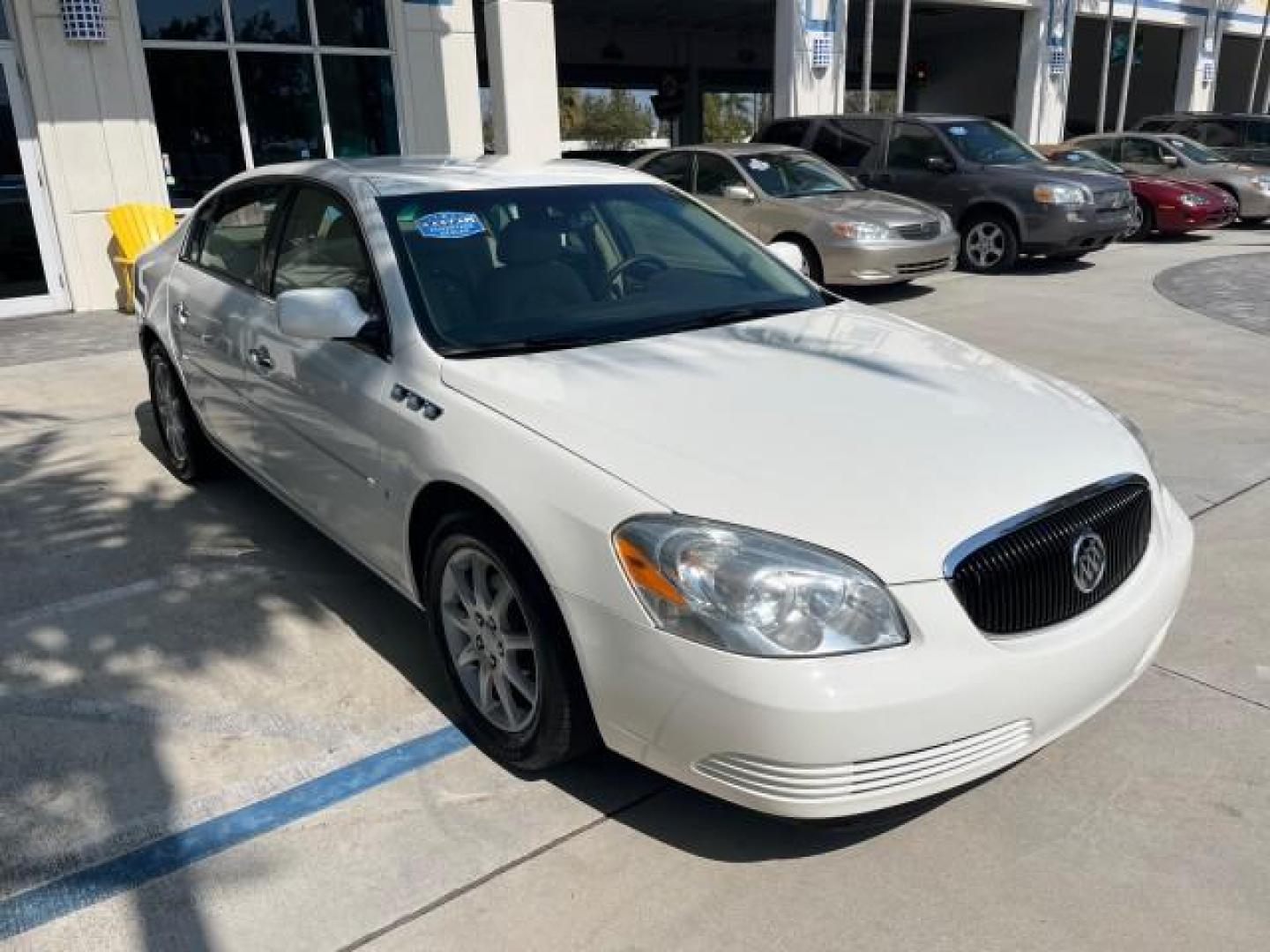 2008 White Opal /Cocoa/Shale Buick Lucerne CXL LOW MILES 54,872 (1G4HD57258U) with an 3.8L V6 SFI Engine engine, Automatic transmission, located at 4701 North Dixie Hwy, Pompano Beach, FL, 33064, (954) 422-2889, 26.240938, -80.123474 - OUR WEBPAGE FLORIDACARS1.COM HAS OVER 100 PHOTOS AND FREE CARFAX LINK 2008 BUICK LUCERNE CXL 3800 V6 ROAD READY 3.8L V6 VIN: 1G4HD57258U190406 LOW MILES 54,872 SEDAN 4 DR NO ACCIDENTS 28 MPG 3.8L V6 F NO RECALLS DUAL AC GASOLINE BACK UP SENSORS FLORIDA OWNER FRONT WHEEL DRIVE 29 SERVICE RECORDS POWE - Photo#72