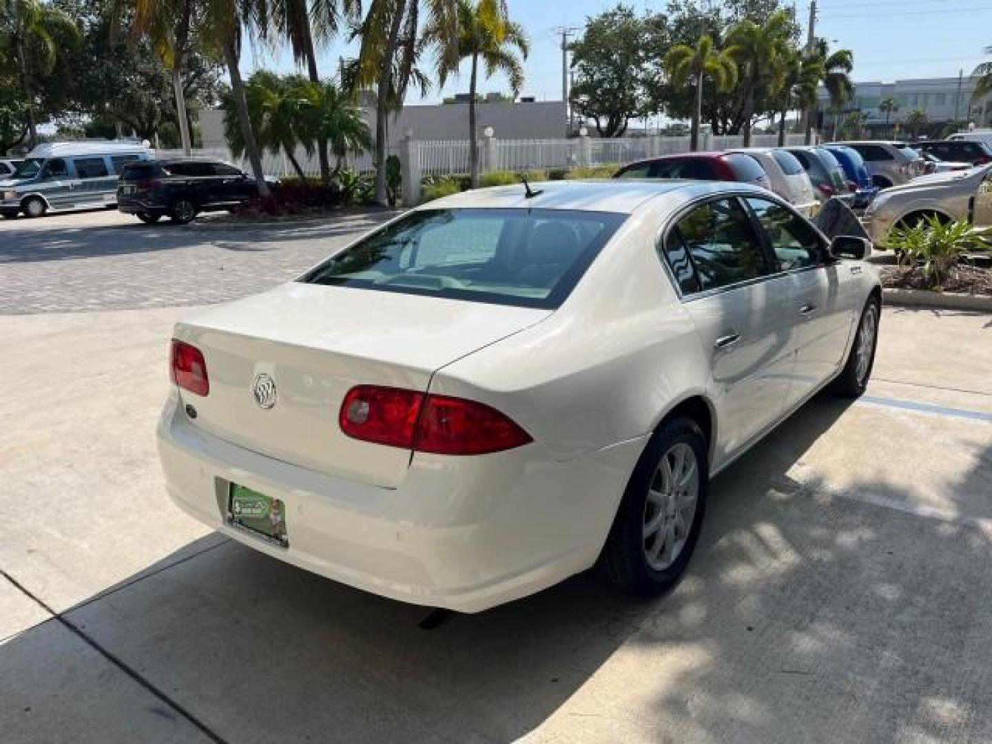 2008 White Opal /Cocoa/Shale Buick Lucerne CXL LOW MILES 54,872 (1G4HD57258U) with an 3.8L V6 SFI Engine engine, Automatic transmission, located at 4701 North Dixie Hwy, Pompano Beach, FL, 33064, (954) 422-2889, 26.240938, -80.123474 - OUR WEBPAGE FLORIDACARS1.COM HAS OVER 100 PHOTOS AND FREE CARFAX LINK 2008 BUICK LUCERNE CXL 3800 V6 ROAD READY 3.8L V6 VIN: 1G4HD57258U190406 LOW MILES 54,872 SEDAN 4 DR NO ACCIDENTS 28 MPG 3.8L V6 F NO RECALLS DUAL AC GASOLINE BACK UP SENSORS FLORIDA OWNER FRONT WHEEL DRIVE 29 SERVICE RECORDS POWE - Photo#7