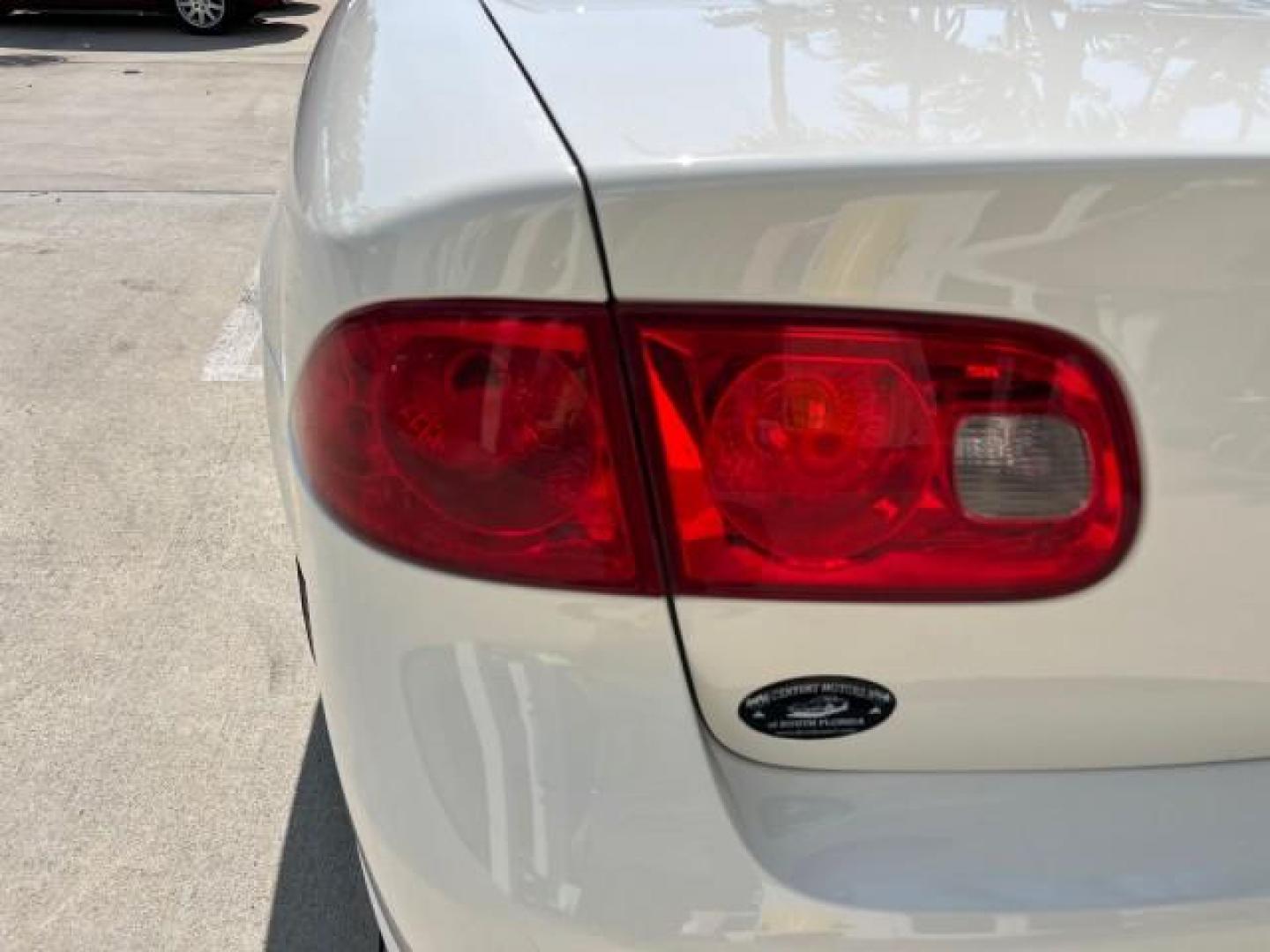 2008 White Opal /Cocoa/Shale Buick Lucerne CXL LOW MILES 54,872 (1G4HD57258U) with an 3.8L V6 SFI Engine engine, Automatic transmission, located at 4701 North Dixie Hwy, Pompano Beach, FL, 33064, (954) 422-2889, 26.240938, -80.123474 - OUR WEBPAGE FLORIDACARS1.COM HAS OVER 100 PHOTOS AND FREE CARFAX LINK 2008 BUICK LUCERNE CXL 3800 V6 ROAD READY 3.8L V6 VIN: 1G4HD57258U190406 LOW MILES 54,872 SEDAN 4 DR NO ACCIDENTS 28 MPG 3.8L V6 F NO RECALLS DUAL AC GASOLINE BACK UP SENSORS FLORIDA OWNER FRONT WHEEL DRIVE 29 SERVICE RECORDS POWE - Photo#97