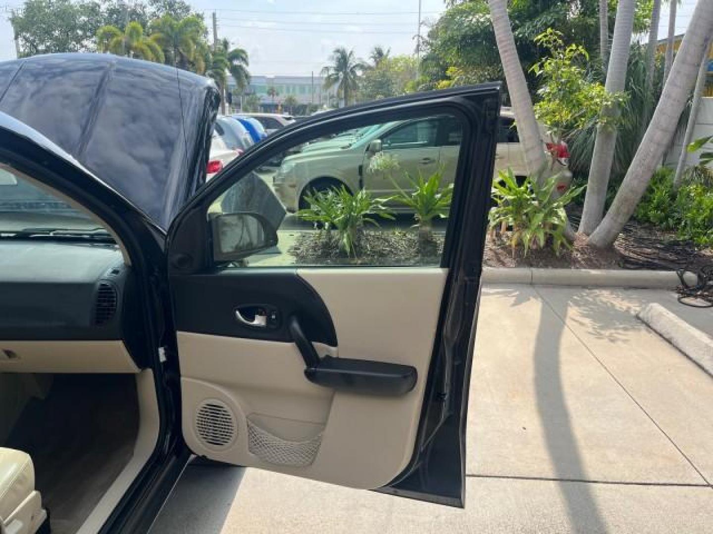 2005 Black Onyx /Grey Saturn VUE 1 FL LOW MILES 37,494 (5GZCZ53445S) with an 3.5L SOHC SEFI 24-Valve V6 Engine engine, Automatic transmission, located at 4701 North Dixie Hwy, Pompano Beach, FL, 33064, (954) 422-2889, 26.240938, -80.123474 - OUR WEBPAGE FLORIDACARS1.COM HAS OVER 100 PHOTOS AND FREE CARFAX LINK 2005 SATURN VUE ROAD READY 3.5L I6 VIN: 5GZCZ53445S826827 NO RECALLS 28 MPG 4 DOOR WAGON/SPORT UTILITY 1 OWNER FLORIDA 3.5L I6 F LOW MILES 37,496 GASOLINE POWER HEATED SEATS FRONT WHEEL DRIVE 7 SERVICE RECORDS Alloy Wheels Anti-Th - Photo#11