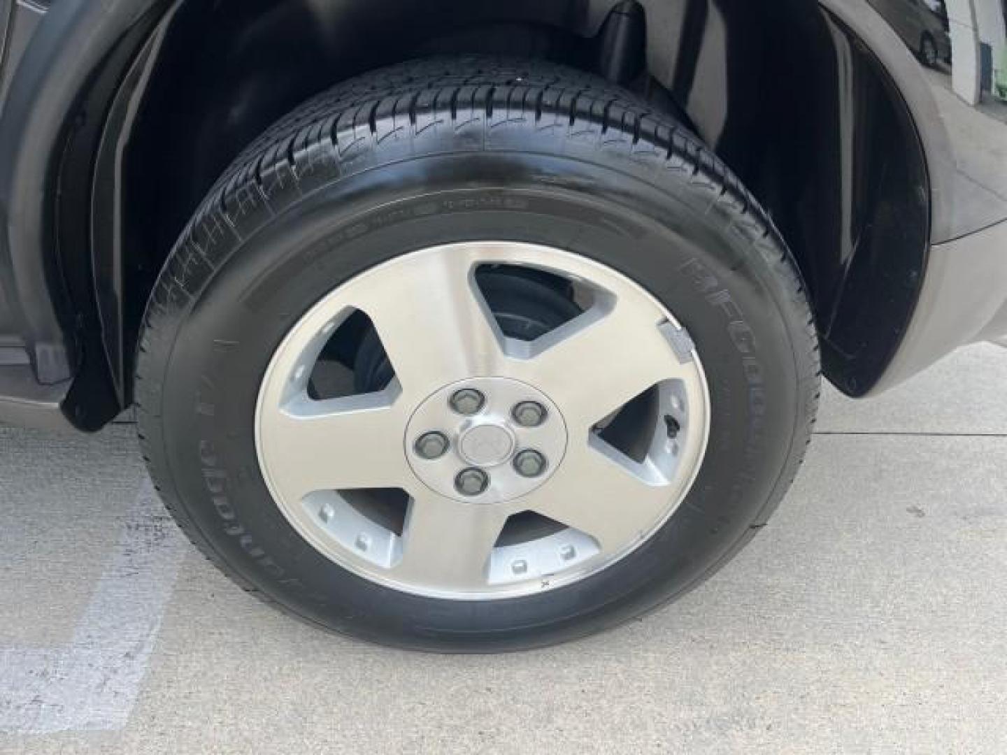 2005 Black Onyx /Grey Saturn VUE 1 FL LOW MILES 37,494 (5GZCZ53445S) with an 3.5L SOHC SEFI 24-Valve V6 Engine engine, Automatic transmission, located at 4701 North Dixie Hwy, Pompano Beach, FL, 33064, (954) 422-2889, 26.240938, -80.123474 - OUR WEBPAGE FLORIDACARS1.COM HAS OVER 100 PHOTOS AND FREE CARFAX LINK 2005 SATURN VUE ROAD READY 3.5L I6 VIN: 5GZCZ53445S826827 NO RECALLS 28 MPG 4 DOOR WAGON/SPORT UTILITY 1 OWNER FLORIDA 3.5L I6 F LOW MILES 37,496 GASOLINE POWER HEATED SEATS FRONT WHEEL DRIVE 7 SERVICE RECORDS Alloy Wheels Anti-Th - Photo#19