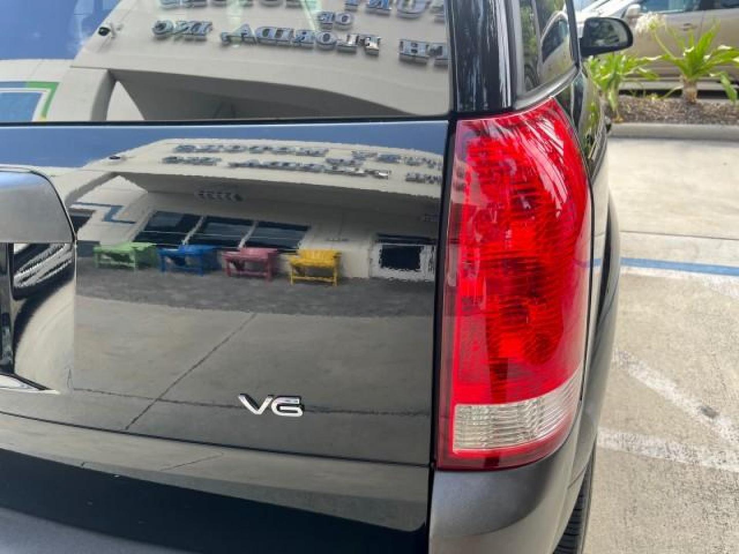 2005 Black Onyx /Grey Saturn VUE 1 FL LOW MILES 37,494 (5GZCZ53445S) with an 3.5L SOHC SEFI 24-Valve V6 Engine engine, Automatic transmission, located at 4701 North Dixie Hwy, Pompano Beach, FL, 33064, (954) 422-2889, 26.240938, -80.123474 - OUR WEBPAGE FLORIDACARS1.COM HAS OVER 100 PHOTOS AND FREE CARFAX LINK 2005 SATURN VUE ROAD READY 3.5L I6 VIN: 5GZCZ53445S826827 NO RECALLS 28 MPG 4 DOOR WAGON/SPORT UTILITY 1 OWNER FLORIDA 3.5L I6 F LOW MILES 37,496 GASOLINE POWER HEATED SEATS FRONT WHEEL DRIVE 7 SERVICE RECORDS Alloy Wheels Anti-Th - Photo#94