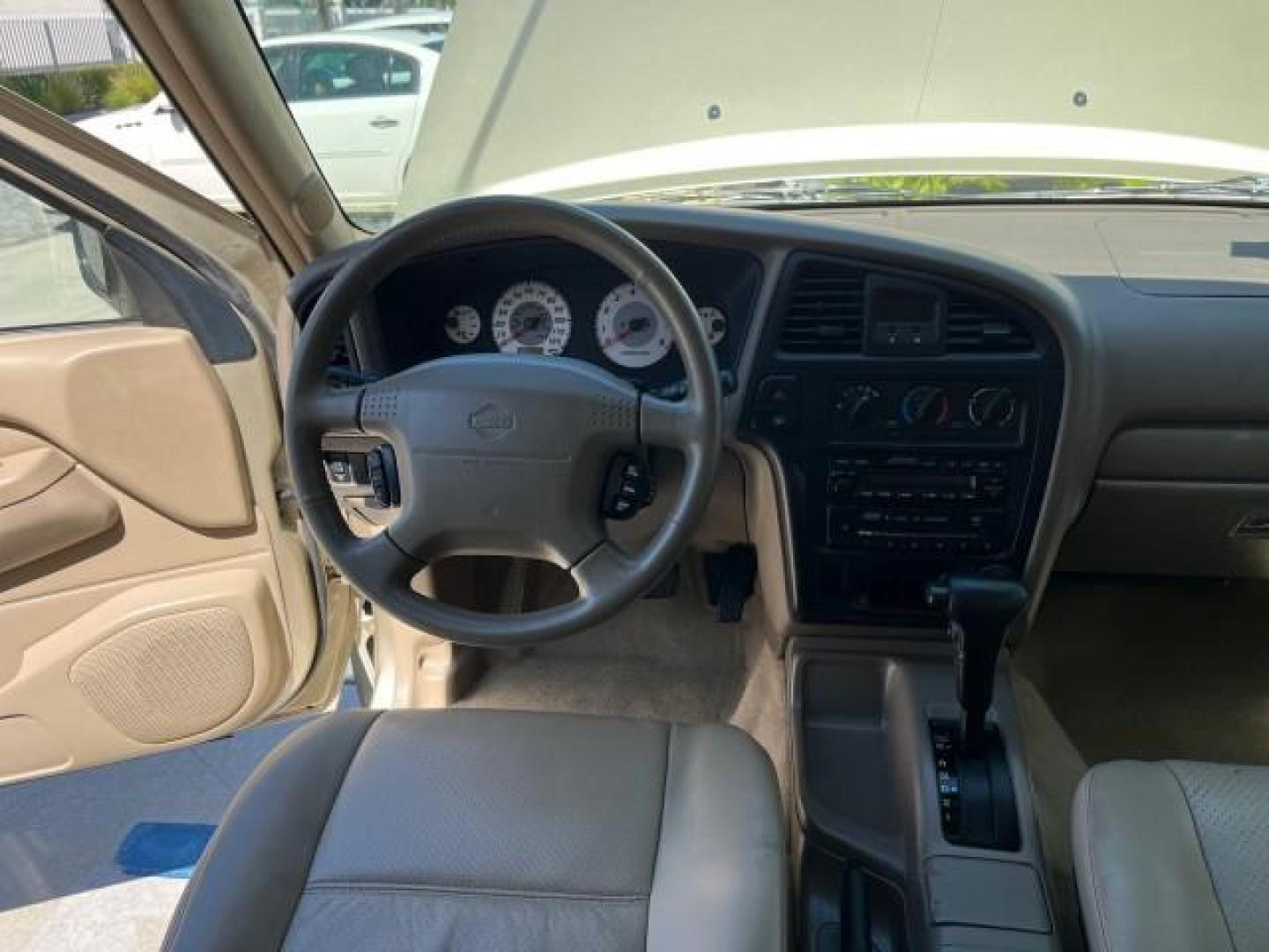 2001 Bronzed Gray Metallic /Beige Nissan Pathfinder SE LOW MILES 50,811 (JN8DR07X91W) with an 3.5L DOHC SMPI V6 Engine engine, Automatic transmission, located at 4701 North Dixie Hwy, Pompano Beach, FL, 33064, (954) 422-2889, 26.240938, -80.123474 - OUR WEBPAGE FLORIDACARS1.COM HAS OVER 100 PHOTOS AND FREE CARFAX LINK 2001 NISSAN PATHFINDER LE ROAD READY 3.5L V6 VIN: JN8DR07X91W511154 NO ACCIDENTS 4 DOOR WAGON/SPORT UTILITY NO RECALLS 3.5L V6 F DOHC POWER SEATS GASOLINE POWER MIRRORS REAR WHEEL DRIVE LOW MILES 50,811 ABS Brakes CD Audio Power L - Photo#32