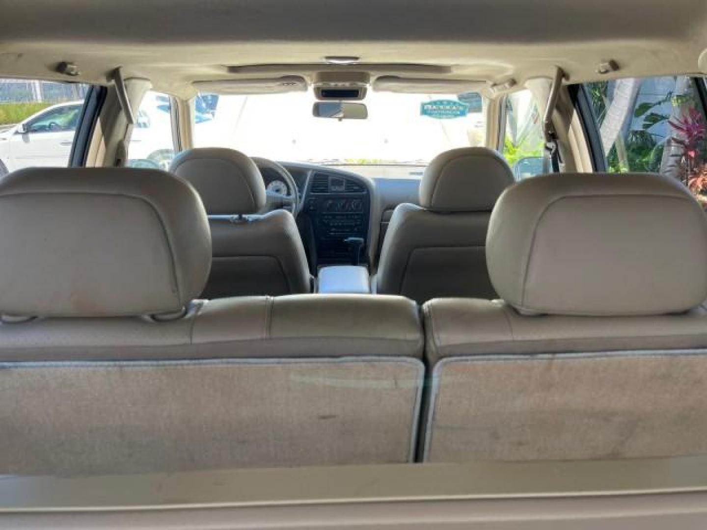 2001 Bronzed Gray Metallic /Beige Nissan Pathfinder SE LOW MILES 50,811 (JN8DR07X91W) with an 3.5L DOHC SMPI V6 Engine engine, Automatic transmission, located at 4701 North Dixie Hwy, Pompano Beach, FL, 33064, (954) 422-2889, 26.240938, -80.123474 - OUR WEBPAGE FLORIDACARS1.COM HAS OVER 100 PHOTOS AND FREE CARFAX LINK 2001 NISSAN PATHFINDER LE ROAD READY 3.5L V6 VIN: JN8DR07X91W511154 NO ACCIDENTS 4 DOOR WAGON/SPORT UTILITY NO RECALLS 3.5L V6 F DOHC POWER SEATS GASOLINE POWER MIRRORS REAR WHEEL DRIVE LOW MILES 50,811 ABS Brakes CD Audio Power L - Photo#72