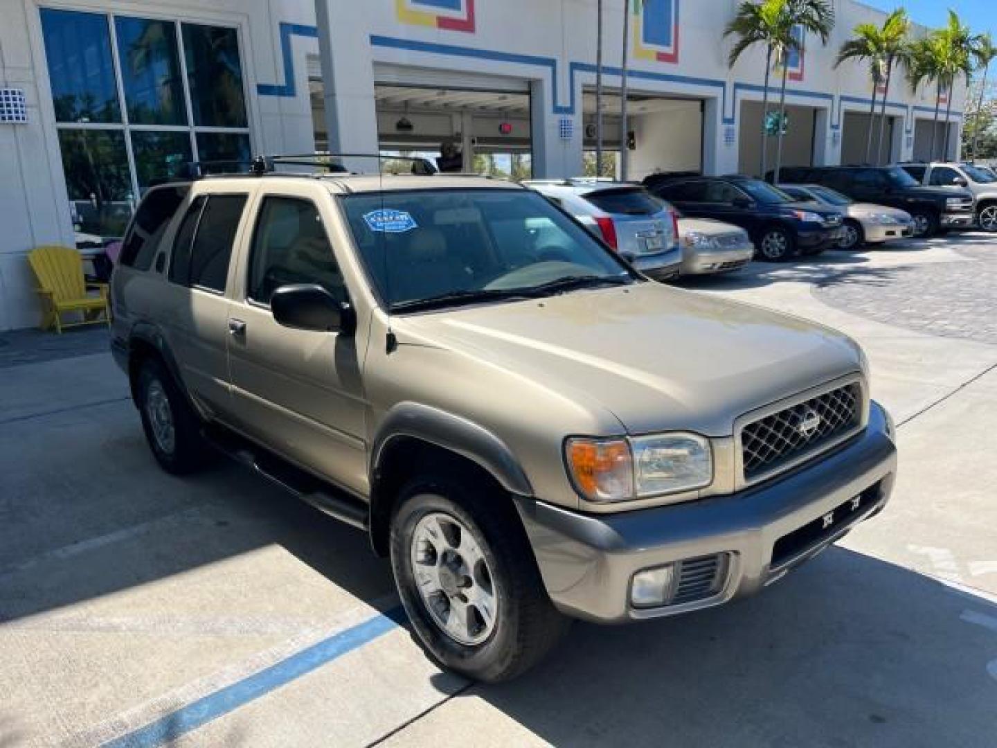 2001 Bronzed Gray Metallic /Beige Nissan Pathfinder SE LOW MILES 50,811 (JN8DR07X91W) with an 3.5L DOHC SMPI V6 Engine engine, Automatic transmission, located at 4701 North Dixie Hwy, Pompano Beach, FL, 33064, (954) 422-2889, 26.240938, -80.123474 - OUR WEBPAGE FLORIDACARS1.COM HAS OVER 100 PHOTOS AND FREE CARFAX LINK 2001 NISSAN PATHFINDER LE ROAD READY 3.5L V6 VIN: JN8DR07X91W511154 NO ACCIDENTS 4 DOOR WAGON/SPORT UTILITY NO RECALLS 3.5L V6 F DOHC POWER SEATS GASOLINE POWER MIRRORS REAR WHEEL DRIVE LOW MILES 50,811 ABS Brakes CD Audio Power L - Photo#79