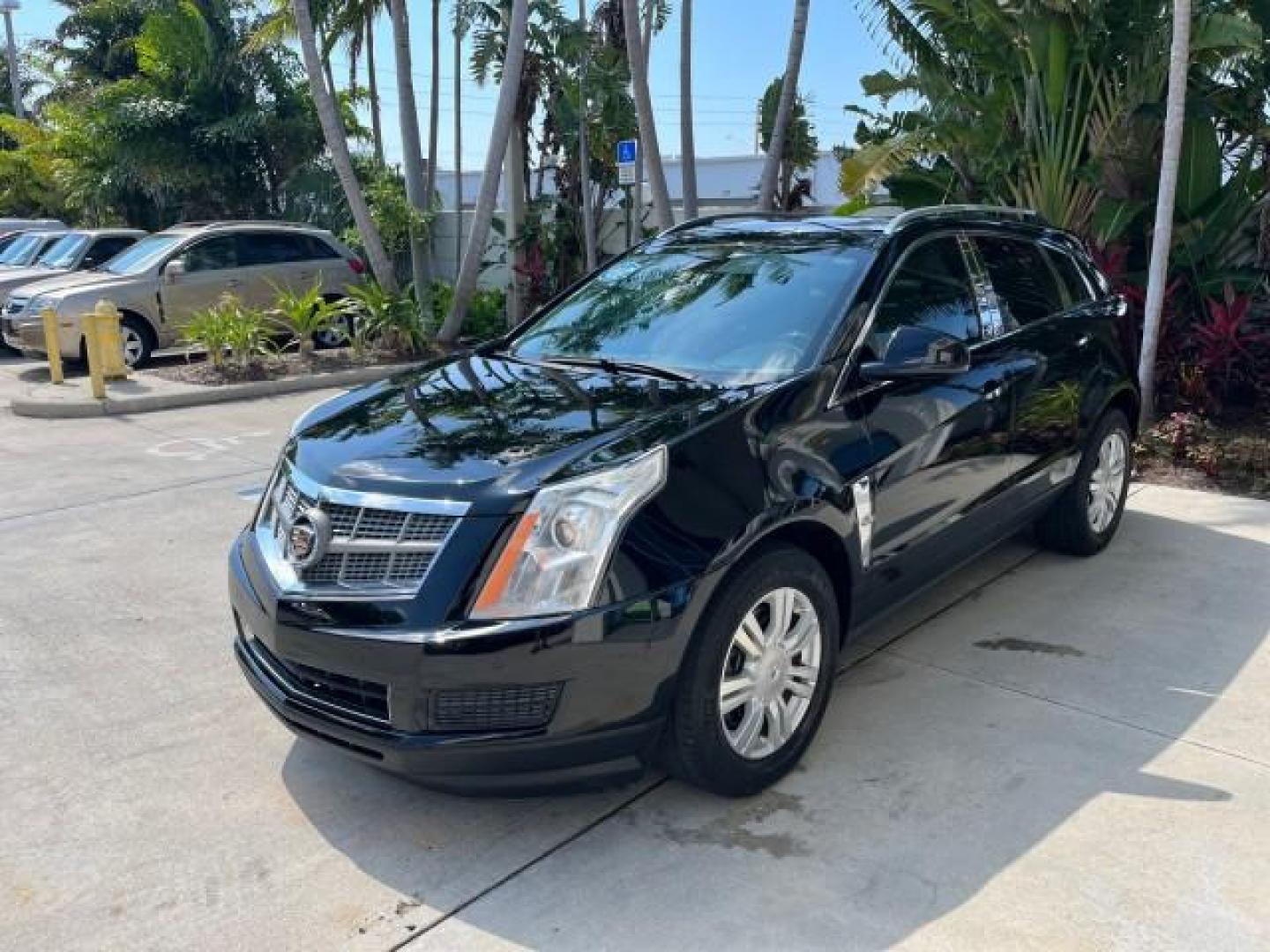 2011 Black Raven /Titanium w/Ebony accents Cadillac SRX Luxury Collection LOW MILES 65,496 (3GYFNAEY1BS) with an 3.0L VVT DOHC V6 SIDI Engine engine, Automatic transmission, located at 4701 North Dixie Hwy, Pompano Beach, FL, 33064, (954) 422-2889, 26.240938, -80.123474 - OUR WEBPAGE FLORIDACARS1.COM HAS OVER 100 PHOTOS AND FREE CARFAX LINK 2011 CADILLAC SRX LUXURY COLLECTION NEW $39,565 ROAD READY VIN: 3GYFNAEY1BS674910 NO ACCIDENTS NO RECALLS 4 DOOR WAGON/SPORT UTILITY FLORIDA OWNER 3.OL V6 3.0L V6 F DOHC 24V LOW MILES 65,496 GASOLINE BACK UP CAMERA/SENSORS FRONT W - Photo#3