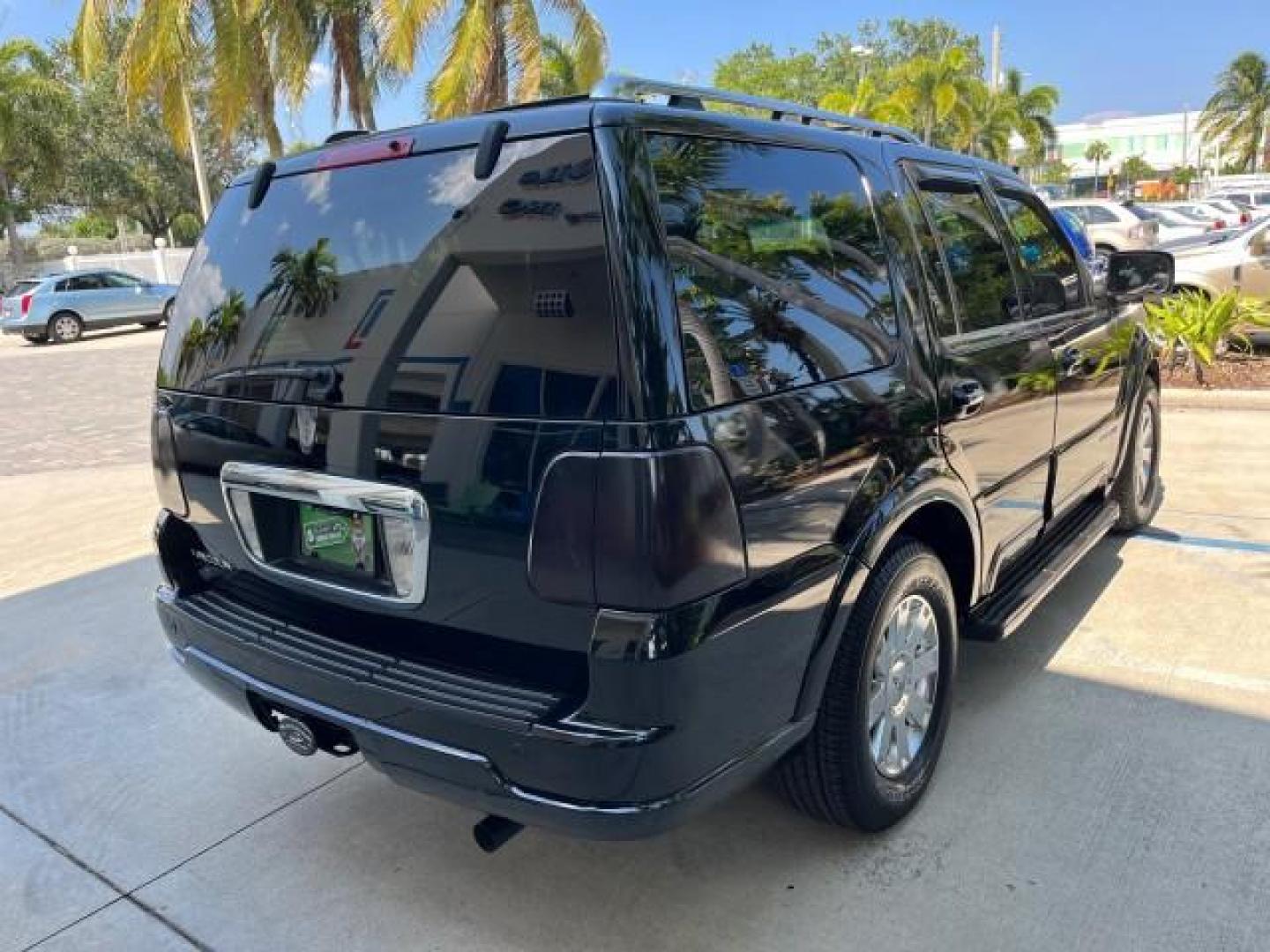 2003 Black /Light Parchment Lincoln Navigator AWD Luxury LOW MILES 74,590 (5LMFU28R43L) with an 5.4L DOHC 32-Valve V8 Intech Engine engine, Automatic transmission, located at 4701 North Dixie Hwy, Pompano Beach, FL, 33064, (954) 422-2889, 26.240938, -80.123474 - OUR WEBPAGE FLORIDACARS1.COM HAS OVER 100 PHOTOS AND FREE CARFAX LINK 2003 LINCOLN NAVIGATOR LUXURY ROAD READY 5.4L V8 VIN: 5LMFU28R43LJ04497 NO RECALLS AWD 4 DOOR WAGON/SPORT UTILITY POWER LEATHER SEATS 5.4L V8 F DOHC LOW MILES 74,590 GASOLINE 3 ROW SEATS 32 SERVICE RECORDS ALL WHEEL DRIVE POWER SU - Photo#89