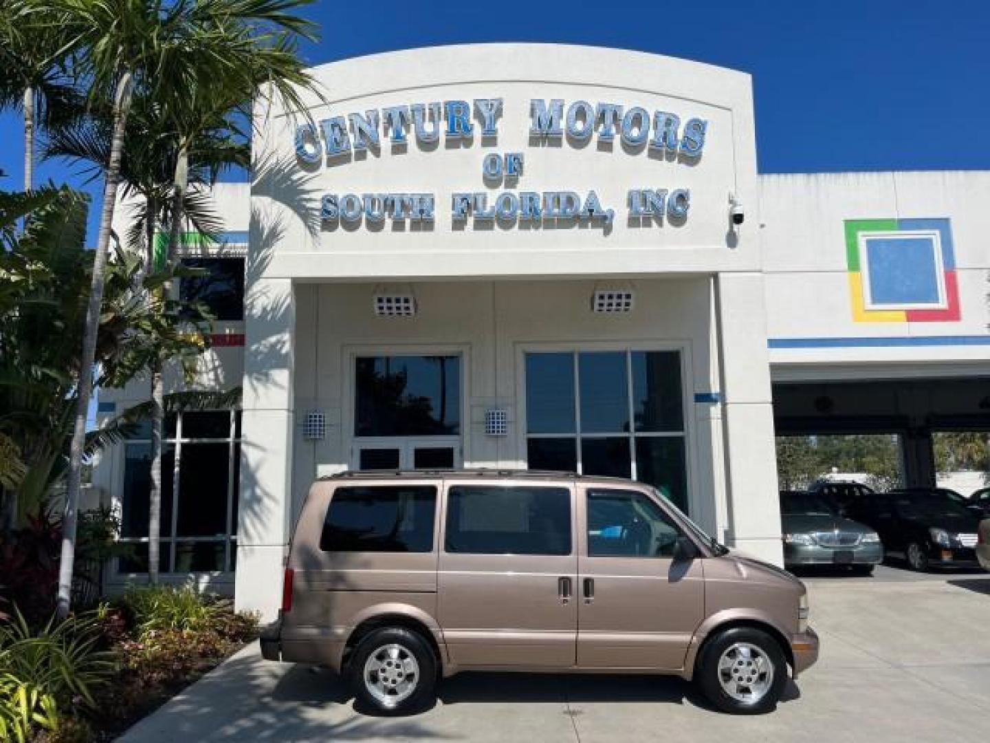 2003 Bronzemist Metallic /Medium Gray Chevrolet Astro Passenger 1 OWNER LOW MILES 79,048 (1GNDM19X83B) with an 4.3L Vortec 4300 V6 MFI Engine engine, Automatic transmission, located at 4701 North Dixie Hwy, Pompano Beach, FL, 33064, (954) 422-2889, 26.240938, -80.123474 - 2003 CHEVROLET ASTRO 8 PASSENGER SEATING ROAD READY 4.3L V6 VIN: 1GNDM19X83B119765 NO ACCIDENTS VAN NO RECALLS 4.3L V6 F OHV 12V 1 OWNER GASOLINE 3 ROW SEATS REAR WHEEL DRIVE LOW MILES 79,048 13 SERVICE RECORDS Approach Lights Cruise Control Front Bucket Seats Premium Sound Premium Sound System RWD - Photo#0