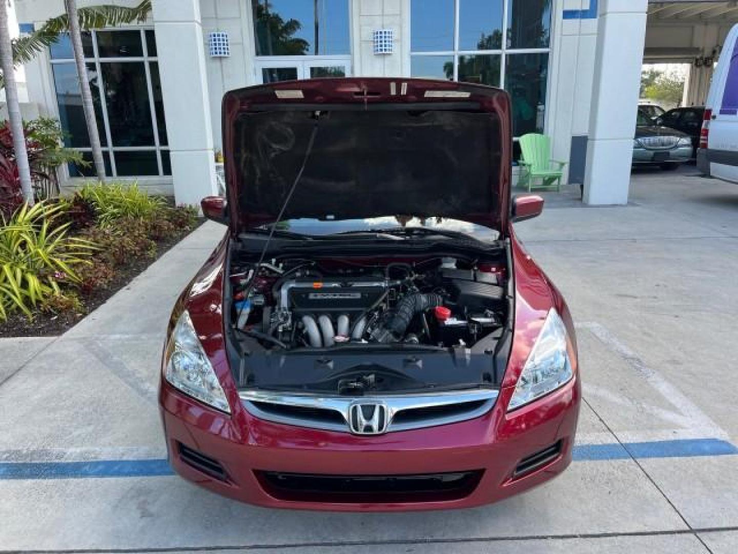 2006 Redondo Red Pearl /Gray Honda Accord Sdn 1 FL EX-L LOW MILES 61,150 (1HGCM56886A) with an 2.4L DOHC MPFI 16-Valve i-VTEC I4 Engine engine, Automatic transmission, located at 4701 North Dixie Hwy, Pompano Beach, FL, 33064, (954) 422-2889, 26.240938, -80.123474 - OUR WEBPAGE FLORIDACARS1.COM HAS OVER 100 PHOTOS AND FREE CARFAX LINK 2006 HONDA ACCORD EX W/LEATHER ROAD READY 2.4L I4 VIN: 1HGCM56886A162961 NO ACCIDENTS 34 MPG SEDAN 4 DR ALL WHEEL ABS NO RECALLS 2.4L I4 F DOHC 16V LOW MILES 61,150 1 OWNER FLORIDA GASOLINE DUAL ZONE AC POWER LEATHER SEATS FRONT W - Photo#59