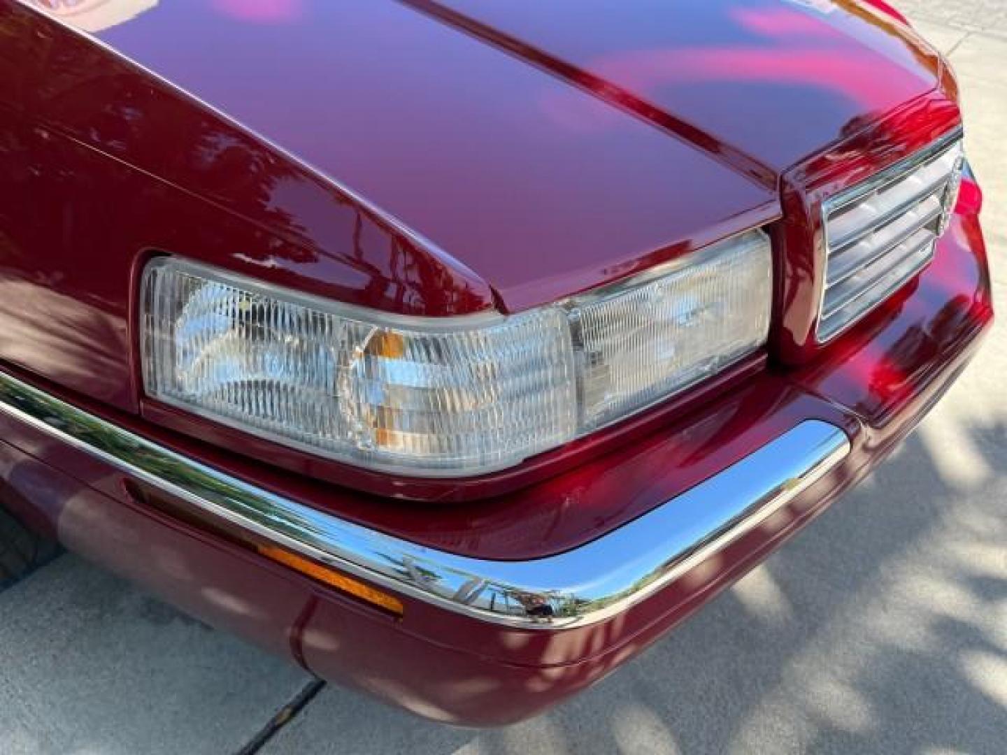 1998 Mulberry /Cappuccino Cream Cadillac Eldorado 1 FL LOW MILES 68,750 (1G6EL12Y6WU) with an 4.6L SFI DOHC V8 275hp Northstar Engine engine, Automatic transmission, located at 4701 North Dixie Hwy, Pompano Beach, FL, 33064, (954) 422-2889, 26.240938, -80.123474 - OUR WEBPAGE FLORIDACARS1.COM HAS OVER 100 PHOTOS AND FREE CARFAX LINK 1998 CADILLAC ELDORADO NEW $ 41,565 ROAD READY VIN: 1G6EL12Y6WU617817 NO ACCIDENTS NO RECALLS COUPE 1 OWNER FLORIDA 4.6L V8 F DOHC 32V LOW MILES 68,750 GASOLINE POWER LEATHER SEATS FRONT WHEEL DRIVE 4.6L V8 27 MPG 5 SERVICE RECORD - Photo#62