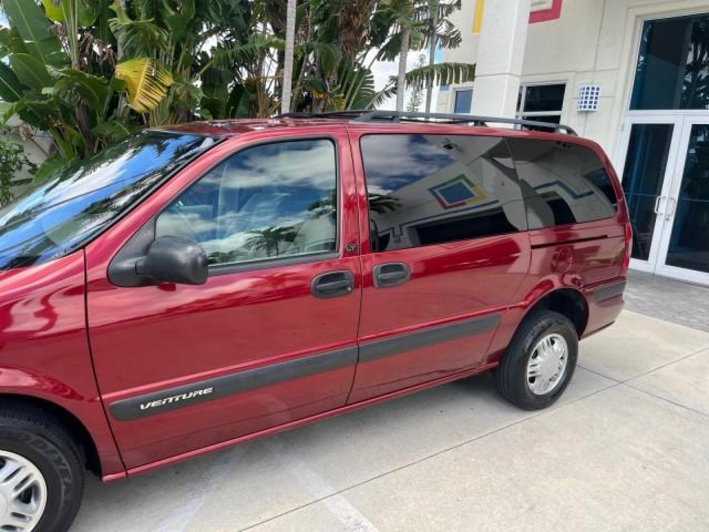 2001 Carmine Red /Gray Chevrolet Venture LS HANDICAP RAMP LOW MILES 41,O33 (1GNDX03E81D) with an 3.4L SFI V6 Engine engine, Automatic transmission, located at 4701 North Dixie Hwy, Pompano Beach, FL, 33064, (954) 422-2889, 26.240938, -80.123474 - OUR WEBPAGE FLORIDACARS1.COM HAS OVER 100 PHOTOS AND FREE CARFAX LINK 2001 CHEVROLET VENTURE LS NEW $37,654 ROAD READY VIN: 1GNDX03E81D243027 DUAL ZONE AC NO ACCIDENTS NO RECALLS VAN POWER SEATS FLORIDA OWNER 3.4L V6 F OHV 12V POWER MIRRORS POWER WHEELCHAIR RAMP GASOLINE PARK SENSORS POWER SLIDING D - Photo#73