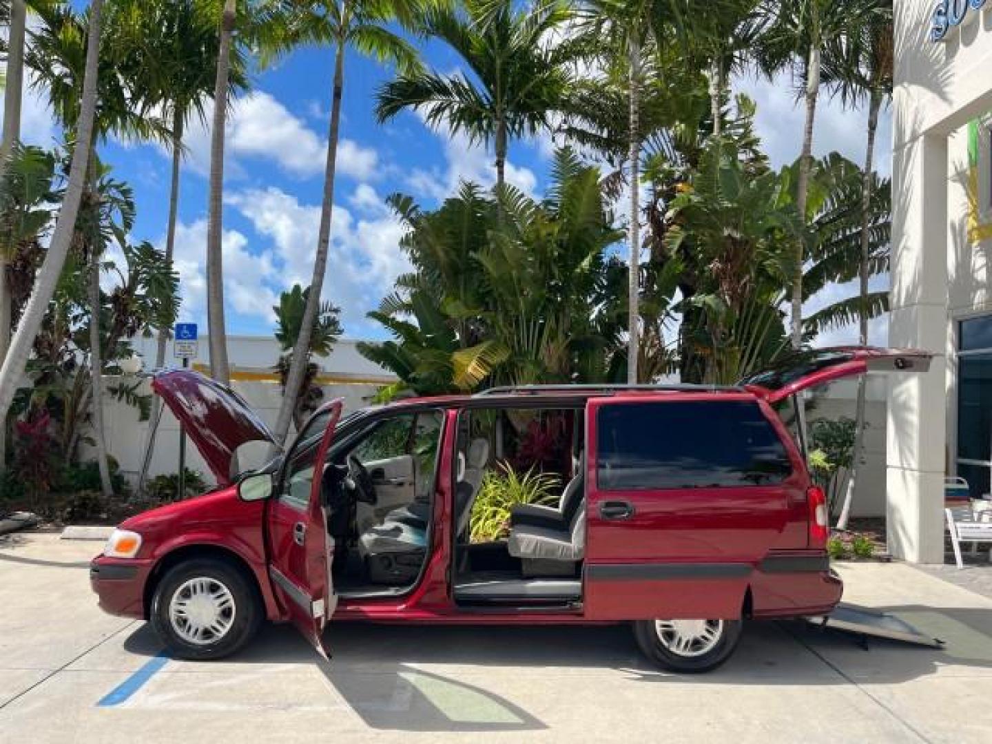 2001 Carmine Red /Gray Chevrolet Venture LS HANDICAP RAMP LOW MILES 41,O33 (1GNDX03E81D) with an 3.4L SFI V6 Engine engine, Automatic transmission, located at 4701 North Dixie Hwy, Pompano Beach, FL, 33064, (954) 422-2889, 26.240938, -80.123474 - OUR WEBPAGE FLORIDACARS1.COM HAS OVER 100 PHOTOS AND FREE CARFAX LINK 2001 CHEVROLET VENTURE LS NEW $37,654 ROAD READY VIN: 1GNDX03E81D243027 DUAL ZONE AC NO ACCIDENTS NO RECALLS VAN POWER SEATS FLORIDA OWNER 3.4L V6 F OHV 12V POWER MIRRORS POWER WHEELCHAIR RAMP GASOLINE PARK SENSORS POWER SLIDING D - Photo#8