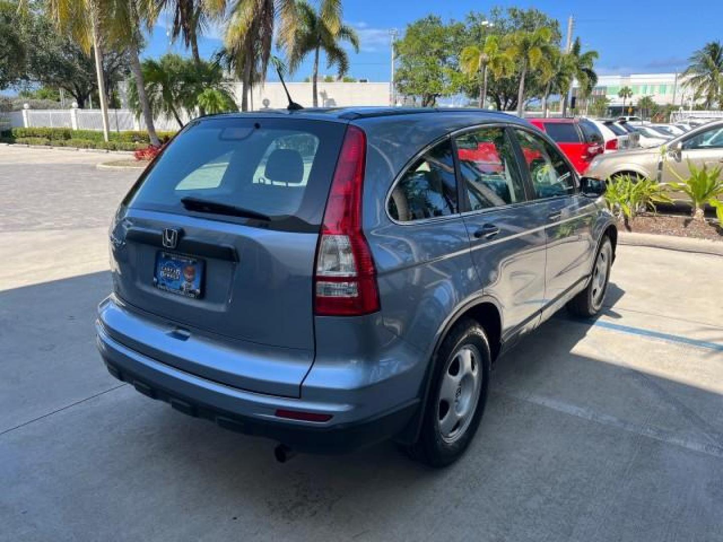 2010 Royal Blue Pearl /Gray Honda CR-V 1 FL LX LOW MILES 61,950 (5J6RE3H34AL) with an 2.4L DOHC MPFI 16-Valve i-VTEC I4 Engine engine, Automatic transmission, located at 4701 North Dixie Hwy, Pompano Beach, FL, 33064, (954) 422-2889, 26.240938, -80.123474 - 2010 HONDA CR-V LX ROAD READY 2.4L I4 VIN: 5J6RE3H34AL034154 NO ACCIDENTS 28 MPG 4 DOOR WAGON/SPORT UTILITY 1 OWNER FLORIDA 2.4L I4 F DOHC 16V LOW MILES 61,950 GASOLINE 9 SERVICE RECORDS FRONT WHEEL DRIVE POWER MIRRORS Active Head Restraints Anti-Theft System Braking Assist Chrome Grille Cruise Cont - Photo#7