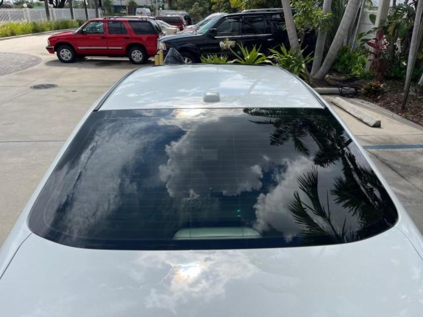 2004 Taffeta White /Ivory Honda Accord Sdn EX LOW MILES 70,858 (1HGCM66584A) with an 3.0L SOHC MPFI 24-Valve VTEC V6 Engine engine, Automatic transmission, located at 4701 North Dixie Hwy, Pompano Beach, FL, 33064, (954) 422-2889, 26.240938, -80.123474 - OUR WEBPAGE FLORIDACARS1.COM HAS OVER 100 PHOTOS AND FREE CARFAX LINK 2004 HONDA ACCORD EX V-6 ROAD READY 3.0L V6 VIN: 1HGCM66584A005374 NO RECALLS 30 MPG SEDAN 4 DR FLORIDA OWNER 3.0L V6 F SOHC 24V LOW MILES 70,858 GASOLINE LEATHER SEATS FRONT WHEEL DRIVE 22 SERVICE RECORDS SUNROOF DUAL AC Alloy Wh - Photo#97