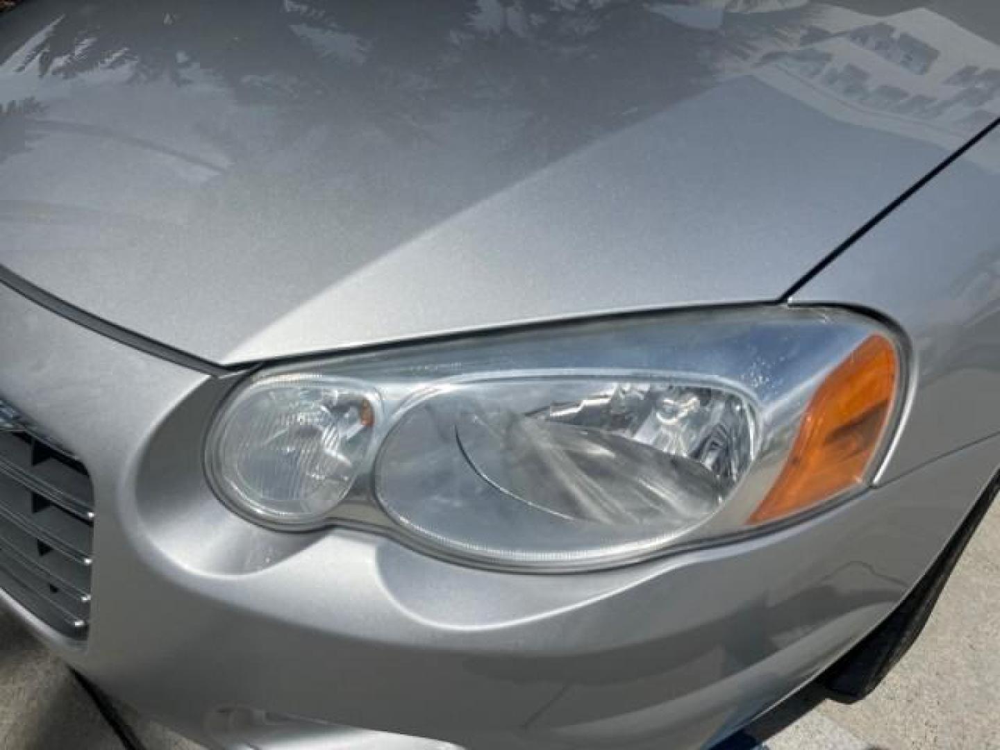 2005 Bright Silver Metallic /Dark Slate Gray Chrysler Sebring Conv Touring LOW MILES 73,711 (1C3EL55R35N) with an 2.7L DOHC SMPI 24-Valve V6 Engine engine, Automatic transmission, located at 4701 North Dixie Hwy, Pompano Beach, FL, 33064, (954) 422-2889, 26.240938, -80.123474 - OUR WEBPAGE FLORIDACARS1.COM HAS OVER 100 PHOTOS AND FREE CARFAX LINK 2005 CHRYSLER SEBRING TOURING ROAD READY 2.7L V6 VIN: 1C3EL55R35N595409 NO ACCIDENTS 28 MPG CONVERTIBLE NO RECALLS 2.7L V6 F DOHC 24V LOW MILES 73,711 GASOLINE POWER MIRRORS FLORIDA OWNER FRONT WHEEL DRIVE POWER SEATS POWER CONVER - Photo#72