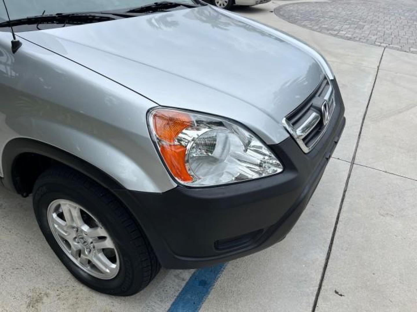 2003 Satin Silver Metallic /Black Honda CR-V EX LOW MILES 78,365 (SHSRD78823U) with an 2.4L DOHC i-VTEC 16-Valve I4 Engine engine, Automatic transmission, located at 4701 North Dixie Hwy, Pompano Beach, FL, 33064, (954) 422-2889, 26.240938, -80.123474 - OUR WEBPAGE FLORIDACARS1.COM HAS OVER 100 PHOTOS AND FREE CARFAX LINK 2003 HONDA CR-V EX ROAD READY 2.4L I4 VIN: SHSRD78823U134764 FLORIDA OWNER 4 DOOR WAGON/SPORT UTILITY LOW MILES 78,365 2.4L I4 F DOHC ALL WHEEL DRIVE GASOLINE 7 SERVICE RECORDS ALL WHEEL DRIVE POWER SUNROOF AWD Alloy Wheels Approa - Photo#79