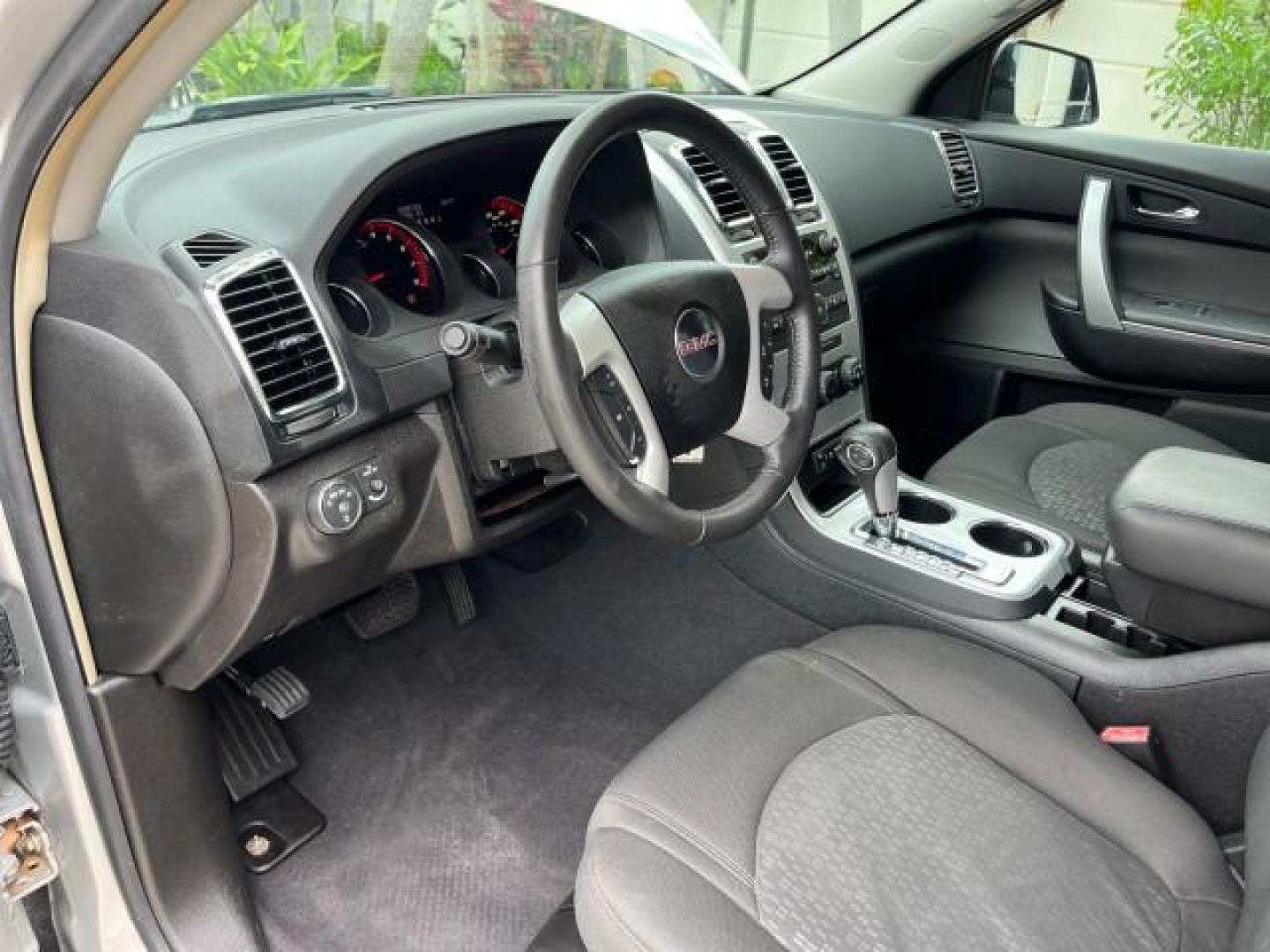 2010 Quicksilver Metallic /Ebony GMC Acadia 1 FL SLE LOW MILES 63,386 (1GKLRLED5AJ) with an 3.6L SIDI V6 Engine engine, Automatic transmission, located at 4701 North Dixie Hwy, Pompano Beach, FL, 33064, (954) 422-2889, 26.240938, -80.123474 - OUR WEBPAGE FLORIDACARS1.COM HAS OVER 100 PHOTOS AND FREE CARFAX LINK 2010 GMC ACADIA SLE ROAD READY 3.6L V6 VIN: 1GKLRLED5AJ190457 NO RECALLS 4 DOOR WAGON/SPORT UTILITY 1 OWNER FLORIDA 3.6L V6 F DOHC 24V 3 ROW SEATS GASOLINE POWER SEATS/MIRRORS LOW MILES 63,386 FRONT WHEEL DRIVE BACK UP CAMERA PARK - Photo#47