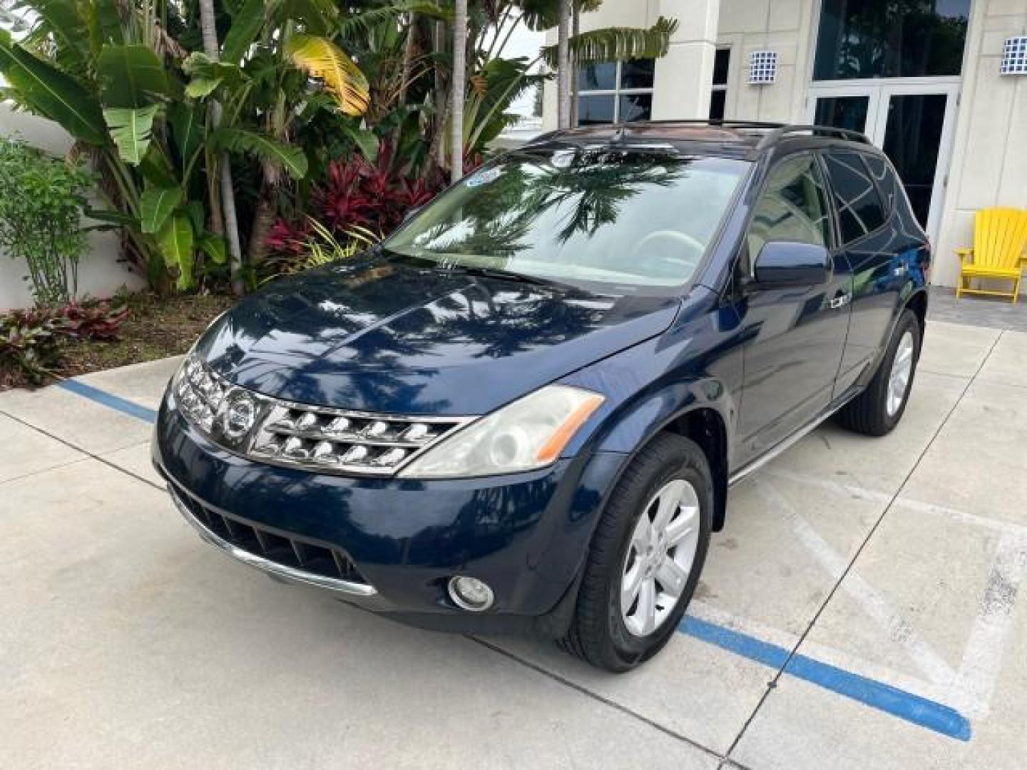 2006 Midnight Blue Pearl /Charcoal Nissan Murano 1 FL AWD SL LOW MILES 74,219 (JN8AZ08W16W) with an 3.5L DOHC MFI V6 Engine engine, Automatic transmission, located at 4701 North Dixie Hwy, Pompano Beach, FL, 33064, (954) 422-2889, 26.240938, -80.123474 - OUR WEBPAGE FLORIDACARS1.COM HAS OVER 100 PHOTOS AND FREE CARFAX LINK 2006 NISSAN MURANO S ROAD READY 3.5L V6 AWD VIN: JN8AZ08W16W531978 NO RECALLAS DUAL AC 4 DOOR WAGON/SPORT UTILITY 1 OWNER FLORIDA SUNROOF 3.5L V6 F DOHC 24V 38 SERVICE RECORDS GASOLINE ALL WHEEL DRIVE POWER LEATHER SEATS ALL WHEEL - Photo#79