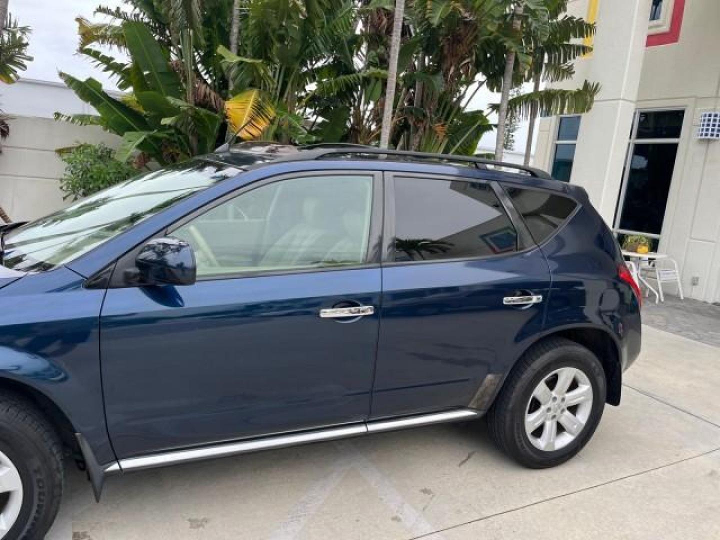 2006 Midnight Blue Pearl /Charcoal Nissan Murano 1 FL AWD SL LOW MILES 74,219 (JN8AZ08W16W) with an 3.5L DOHC MFI V6 Engine engine, Automatic transmission, located at 4701 North Dixie Hwy, Pompano Beach, FL, 33064, (954) 422-2889, 26.240938, -80.123474 - OUR WEBPAGE FLORIDACARS1.COM HAS OVER 100 PHOTOS AND FREE CARFAX LINK 2006 NISSAN MURANO S ROAD READY 3.5L V6 AWD VIN: JN8AZ08W16W531978 NO RECALLAS DUAL AC 4 DOOR WAGON/SPORT UTILITY 1 OWNER FLORIDA SUNROOF 3.5L V6 F DOHC 24V 38 SERVICE RECORDS GASOLINE ALL WHEEL DRIVE POWER LEATHER SEATS ALL WHEEL - Photo#89