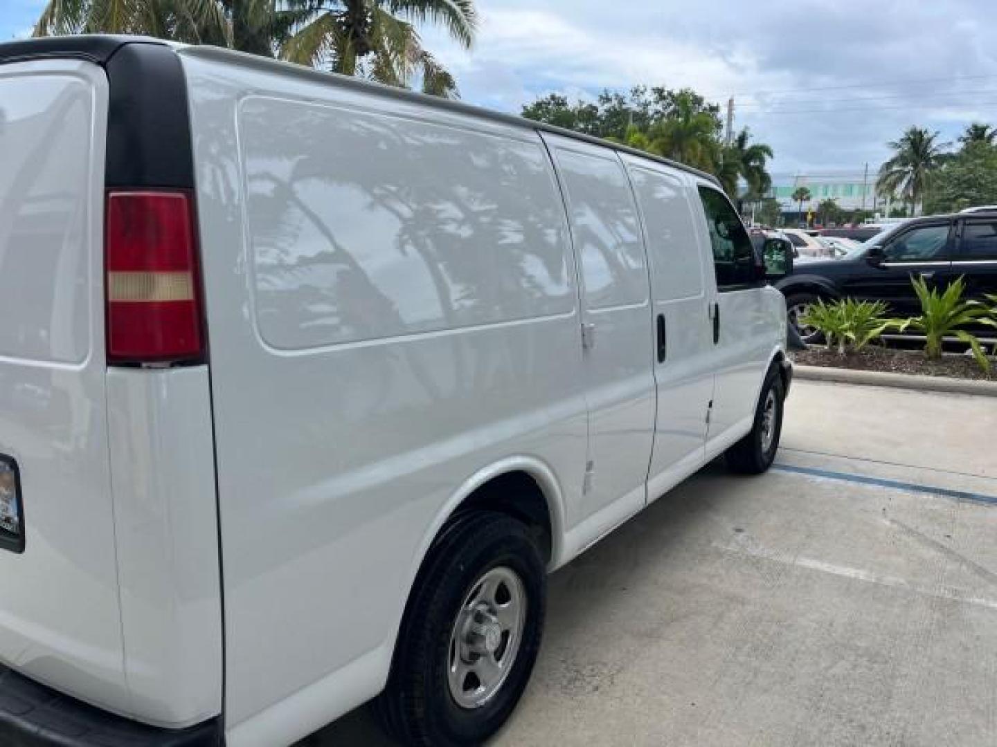 2006 Summit White /Medium Dark Pewter Chevrolet Express Cargo Van 1 FL LOW MILES 46,768 (1GCFG15X261) with an 4.3L Vortec 4300 V6 MFI Engine engine, Automatic transmission, located at 4701 North Dixie Hwy, Pompano Beach, FL, 33064, (954) 422-2889, 26.240938, -80.123474 - OUR WEBPAGE FLORIDACARS1.COM HAS OVER 100 PHOTOS AND FREE CARFAX LINK 2006 CHEVROLET EXPRESS 1500 ROAD READY WORK READY VIN: 1GCFG15X261224021 NO ACCIDENTS NO RECALLS VAN 1 OWNER FLORIDA 4.3L V6 F LOW MILES 46,768 4.3L V6 GASOLINE 10 SERVICE RECORDS REAR WHEEL DRIVE 9 FT CARGO SPACE Anti-Theft Syste - Photo#87