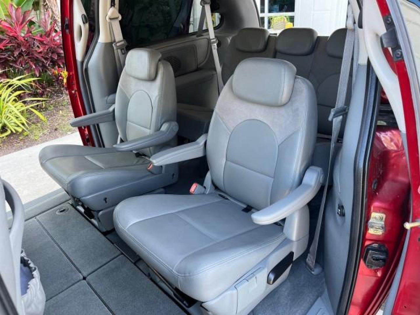 2006 Inferno Red Crystal Pearl /Med Slate Gray Chrysler Town and Country LWB Limited LOW MILES 55,034 (2A4GP64L16R) with an 3.8L OHV V6 Engine engine, Automatic transmission, located at 4701 North Dixie Hwy, Pompano Beach, FL, 33064, (954) 422-2889, 26.240938, -80.123474 - OUR WEBPAGE FLORIDACARS1.COM HAS OVER 100 PHOTOS AND FREE CARFAX LINK 2006 CHRYSLER TOWN AND COUNTRY LIMITED ROAD READY LIMITED 3.8L V6 VIN: 2A4GP64L16R771948 NO RECALLS LOW MILES 55,034 VAN 3 ROW POWER LEATHER SEATS 3.8L V6 F 24V DUAL AC POWER SLIDING DOORS GASOLINE PARKING SENSORS SUNROOF NAVIGATI - Photo#14