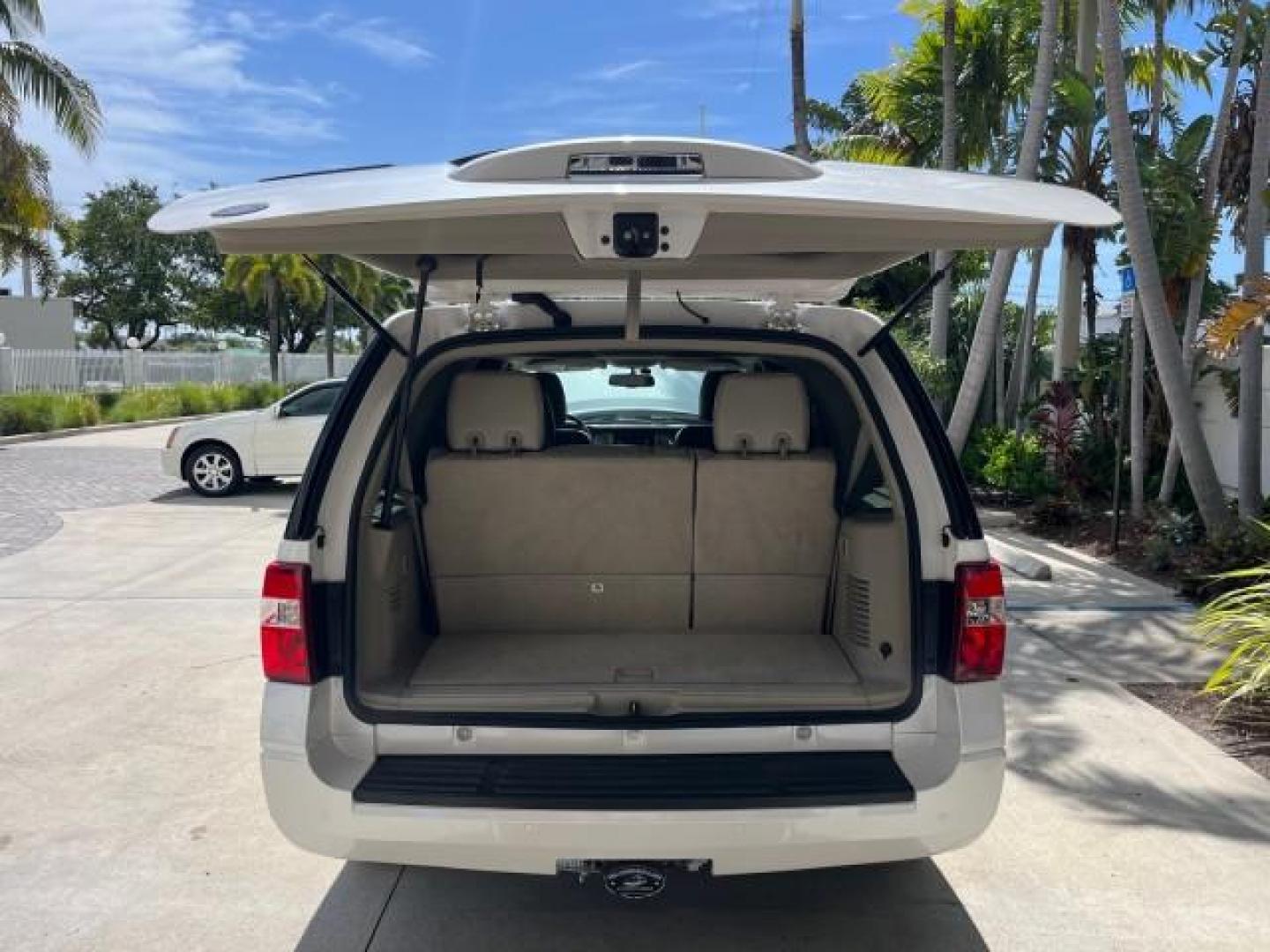 2011 White Platinum Metallic Tri-Coat /Stone Ford Expedition 1 NC Limited LOW MILES 85,690 (1FMJU1K53BE) with an 5.4L SOHC 24-Valve V8 FFV Engine engine, Automatic transmission, located at 4701 North Dixie Hwy, Pompano Beach, FL, 33064, (954) 422-2889, 26.240938, -80.123474 - OUR WEBPAGE FLORIDACARS1.COM HAS OVER 100 PHOTOS AND FREE CARFAX LINK 2011 FORD EXPEDITION LIMITED NEW $51,095 ROAD READY VIN: 1FMJU1K53BEF06253 NO RECALLS 5.4L V8 4 DOOR WAGON/SPORT UTILITY 1 OWNER LOW MILES 85,690 5.4L V8 F SOHC 24V 3 ROW POWER LEATHER SEATS FLEX FUEL COOLED/HEATED SEATS NAVIGATIO - Photo#73