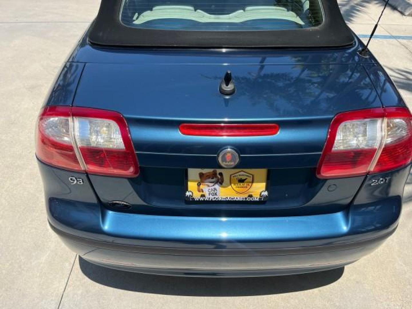 2006 Nocturne Blue Metallic /Slate Gray Saab 9-3 CONV LOW MILES 75,575 (YS3FD79Y966) with an 2.0L DOHC MPFI Turbocharged 4-Cyl Engine engine, Automatic transmission, located at 4701 North Dixie Hwy, Pompano Beach, FL, 33064, (954) 422-2889, 26.240938, -80.123474 - OUR WEBPAGE FLORIDACARS1.COM HAS OVER 100 PHOTOS AND FREE CARFAX LINK 2006 SAAB 9-3 2.0T ROAD READY 2.O L TURBO VIN: YS3FD79Y966001453 NO ACCIDENTS NO RECALLS CONVERTIBLE LOW MILES 75,575 2.0L I4 F SOHC POWER CONVERTIBLE TOP GASOLINE 29 MPG POWER LEATHER SEATS FRONT WHEEL DRIVE DUAL ZONE AC 4 SERVIC - Photo#76