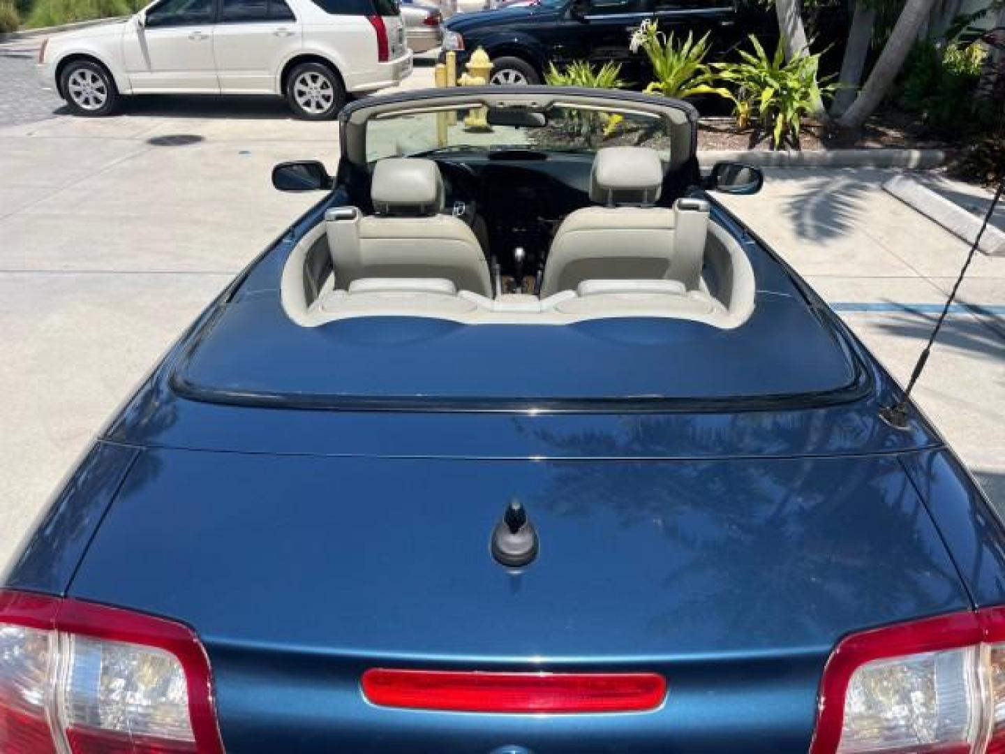 2006 Nocturne Blue Metallic /Slate Gray Saab 9-3 CONV LOW MILES 75,575 (YS3FD79Y966) with an 2.0L DOHC MPFI Turbocharged 4-Cyl Engine engine, Automatic transmission, located at 4701 North Dixie Hwy, Pompano Beach, FL, 33064, (954) 422-2889, 26.240938, -80.123474 - OUR WEBPAGE FLORIDACARS1.COM HAS OVER 100 PHOTOS AND FREE CARFAX LINK 2006 SAAB 9-3 2.0T ROAD READY 2.O L TURBO VIN: YS3FD79Y966001453 NO ACCIDENTS NO RECALLS CONVERTIBLE LOW MILES 75,575 2.0L I4 F SOHC POWER CONVERTIBLE TOP GASOLINE 29 MPG POWER LEATHER SEATS FRONT WHEEL DRIVE DUAL ZONE AC 4 SERVIC - Photo#82