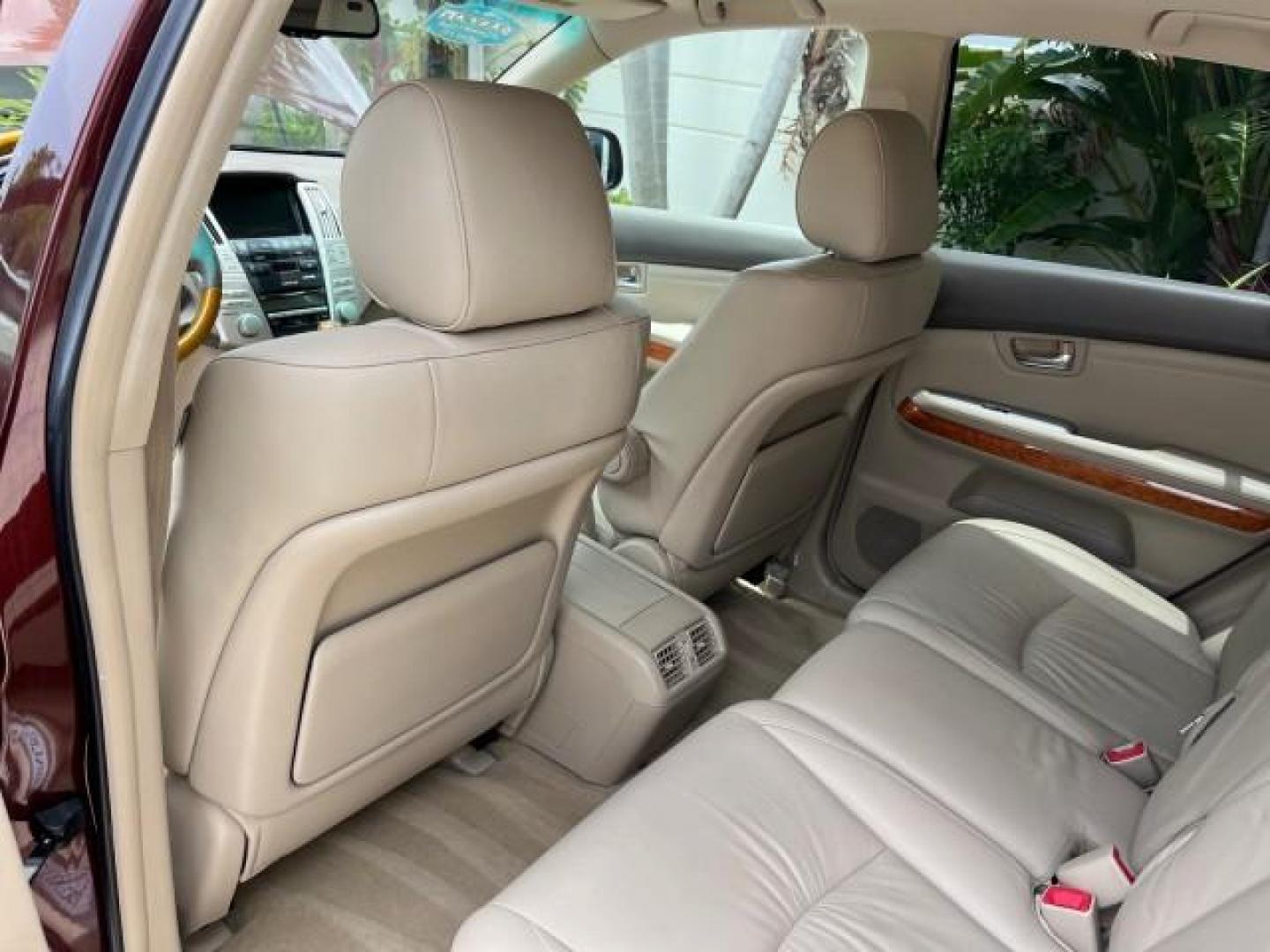 2008 Brandy Wine Mica /Lt Gray/Black Lexus RX 350 AWD LOW MILES 81,974 (JTJHK31U382) with an 3.5L DOHC SFI 24-Valve V6 Engine engine, Automatic transmission, located at 4701 North Dixie Hwy, Pompano Beach, FL, 33064, (954) 422-2889, 26.240938, -80.123474 - OUR WEBPAGE FLORIDACARS1.COM HAS OVER 100 PHOTOS AND FREE CARFAX LINK 2008 LEXUS RX 350 NEW $53,585 ROAD READY 3.5L V6 VIN: JTJHK31U382042868 NO ACCIDENTS NO RECALLS 4 DOOR WAGON/SPORT UTILITY 32 SERVICE RECORDS 3.5L V6 F DOHC 24V ALL WHEEL DRIVE ON DEMAND GASOLINE LOW MILES 81,974 POWER LEATHER SEA - Photo#41