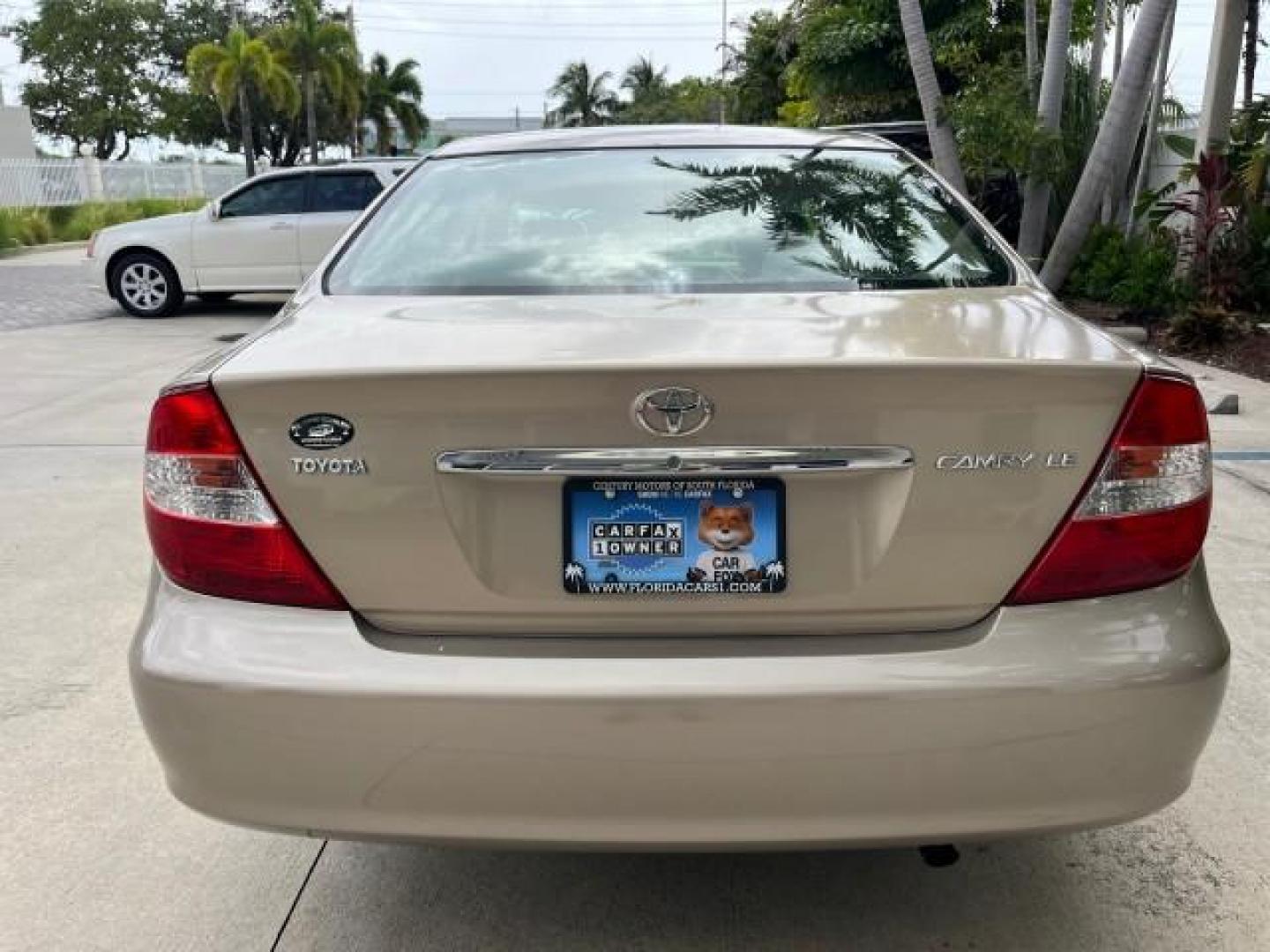 2003 Desert Sand Mica /Stone Toyota Camry 1 OWNER LE LOW MILES 57,114 (4T1BE32K73U) with an 2.4L DOHC Vvti 16-Valve 4-Cyl Engine engine, Automatic transmission, located at 4701 North Dixie Hwy, Pompano Beach, FL, 33064, (954) 422-2889, 26.240938, -80.123474 - OUR WEBPAGE FLORIDACARS1.COM HAS OVER 100 PHOTOS AND FREE CARFAX LINK 2003 TOYOTA CAMRY LE ROAD READY 2.4L I4 VIN: 4T1BE32K73U646722 NO RECALLS 32 MPG SEDAN 4 DR 1 OWNER 2.4L I4 F DOHC 16V LOW MILES 57,114 GASOLINE 7 SERVICE RECORDS FRONT WHEEL DRIVE POWER MIRRORS Approach Lights Cruise Control FWD - Photo#97