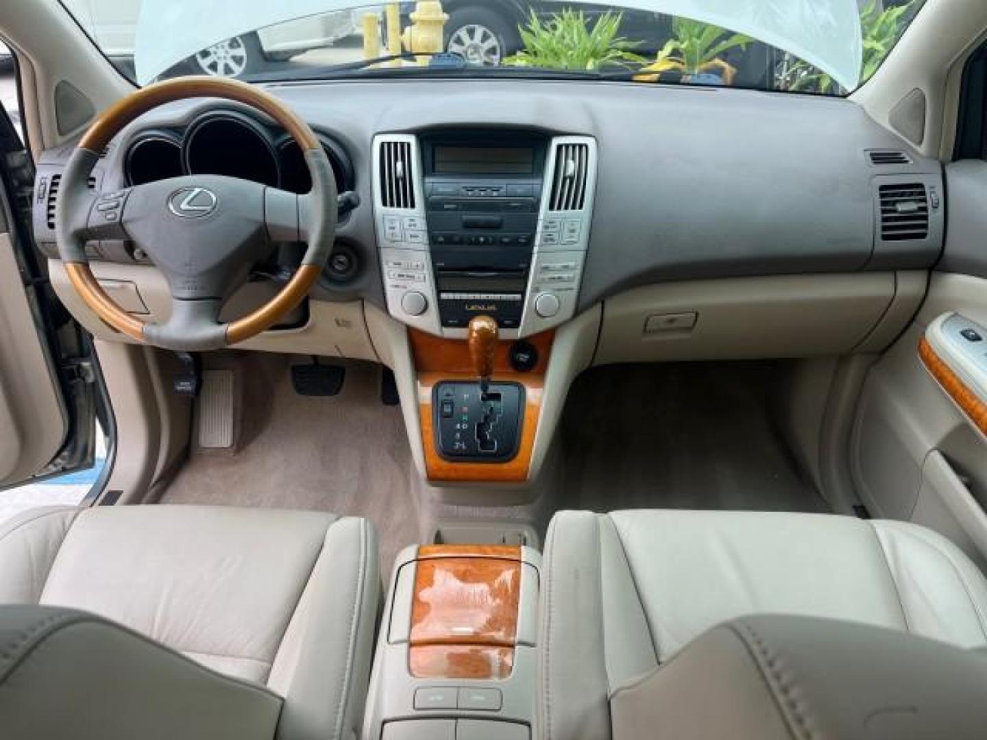 2007 Millennium Silver Metallic /Light Gray Lexus RX 350 1 FL LOW MILES 61,148 (2T2GK31U17C) with an 3.5L DOHC SMPI 24-Valve V6 Engine engine, Automatic transmission, located at 4701 North Dixie Hwy, Pompano Beach, FL, 33064, (954) 422-2889, 26.240938, -80.123474 - OUR WEBPAGE FLORIDACARS1.COM HAS OVER 100 PHOTOS AND FREE CARFAX LINK 2007 LEXUS RX 350 ROAD READY 3.5L V6 VIN: 2T2GK31U17C006249 NO RECALLS 4 DOOR WAGON/SPORT UTILITY POWER LEATHER SEATS 3.5L V6 F DOHC 24V POWER SUNROOF GASOLINE 1 OWNER FLORIDA FRONT WHEEL DRIVE POWER LIFTGATE/MIRRORS LOW MILES 61, - Photo#37