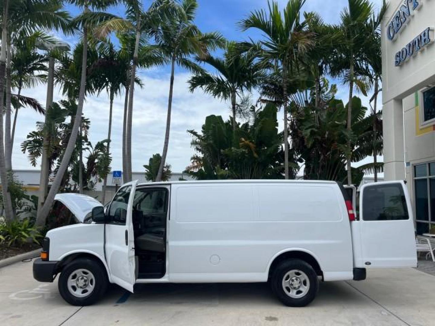 2005 Summit White /Neutral Chevrolet Express Cargo Van 1 FL 67,055 (1GCFG15X751) with an 4.3L Vortec 4300 V6 MFI Engine engine, Automatic transmission, located at 4701 North Dixie Hwy, Pompano Beach, FL, 33064, (954) 422-2889, 26.240938, -80.123474 - OUR WEBPAGE FLORIDACARS1.COM HAS OVER 100 PHOTOS AND FREE CARFAX LINK 2005 CHEVROLET EXPRESS 1500 ROAD READY WORK READY VIN: 1GCFG15X751260088 LOW MILES 67,055 VAN 1 OWNER FLORIDA 4.3L V6 F CLEAN GASOLINE 4.3L V6 REAR WHEEL DRIVE LEATHER SEATS Automatic Climate Control Front Bucket Seats RWD THIS IS - Photo#8